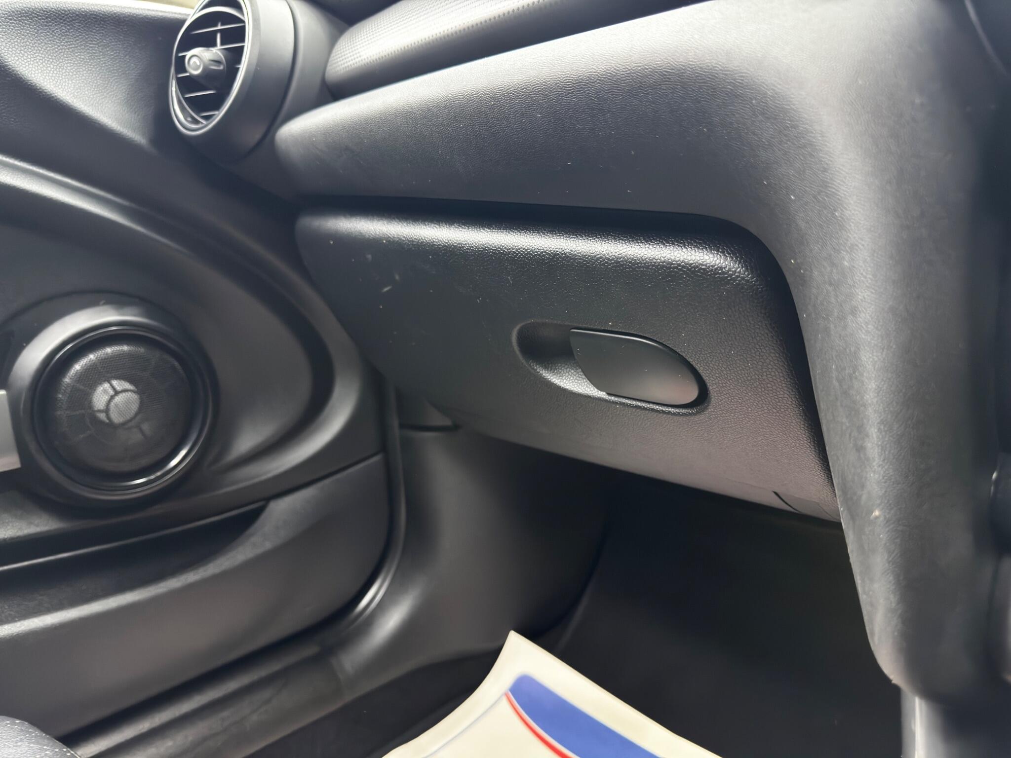 MINI Hatch 1.5 Cooper Sport Steptronic Euro 6 (s/s) 3dr 3dr Automatic 2025