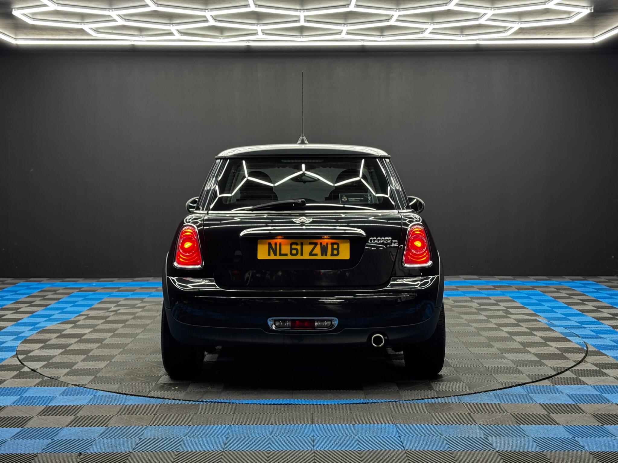 MINI Hatch 1.6 Cooper D Euro 5 (s/s) 3dr 3dr Manual 2026