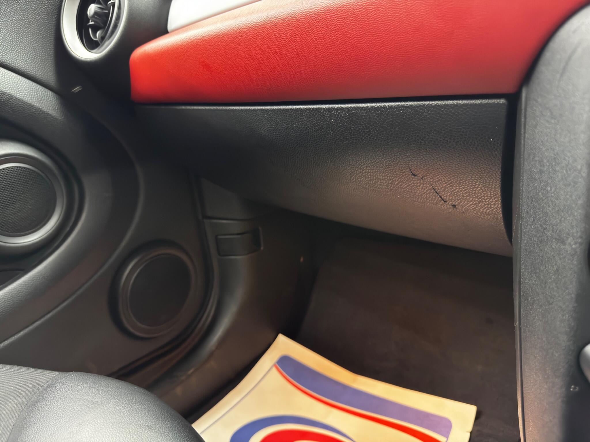 MINI Hatch 1.6 Cooper D Euro 5 (s/s) 3dr 3dr Manual 2026