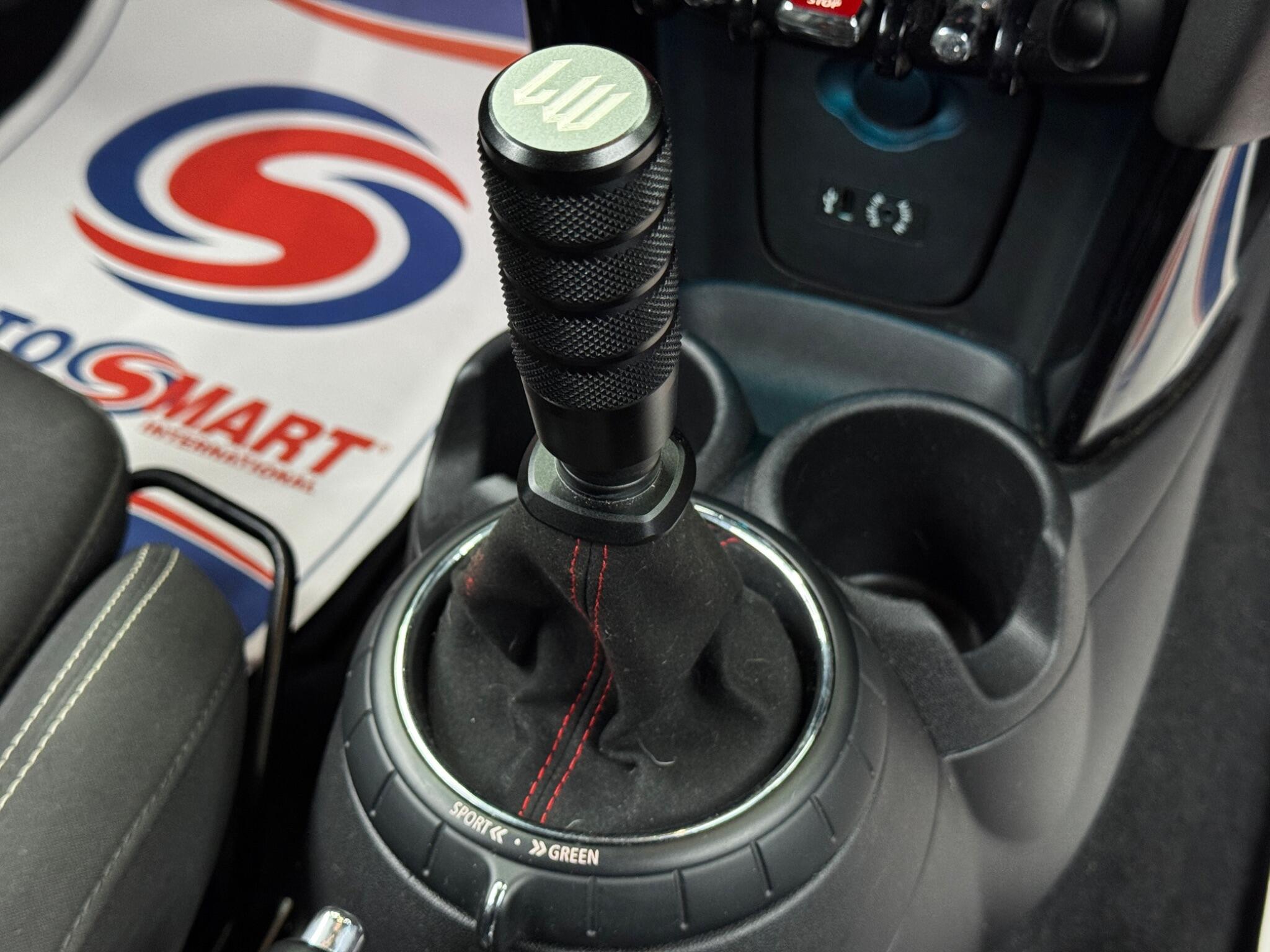 MINI Hatch 2.0 Cooper S Euro 6 (s/s) 3dr 3dr Manual 2026