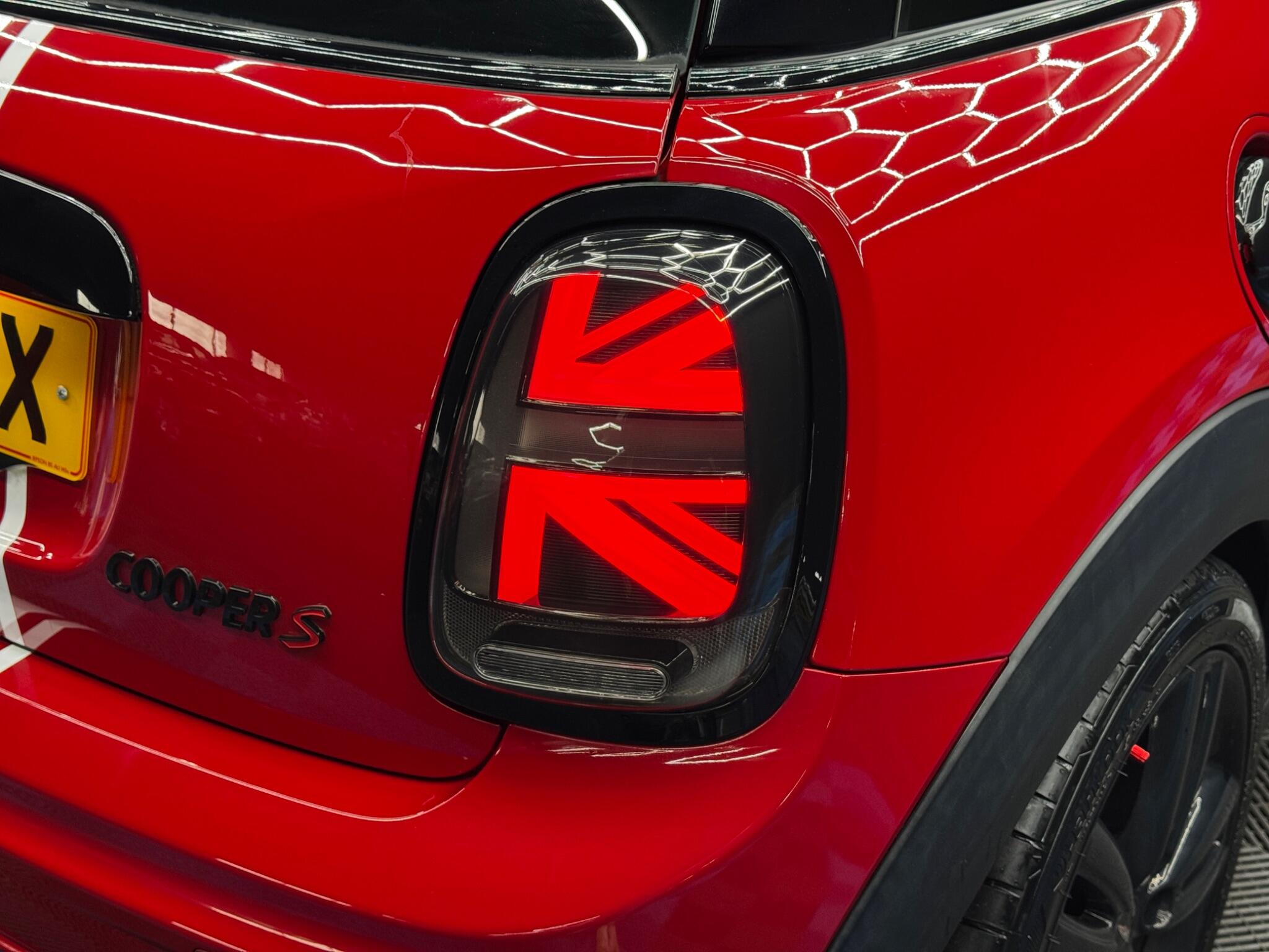 MINI Hatch 2.0 Cooper S Euro 6 (s/s) 3dr 3dr Manual 2026