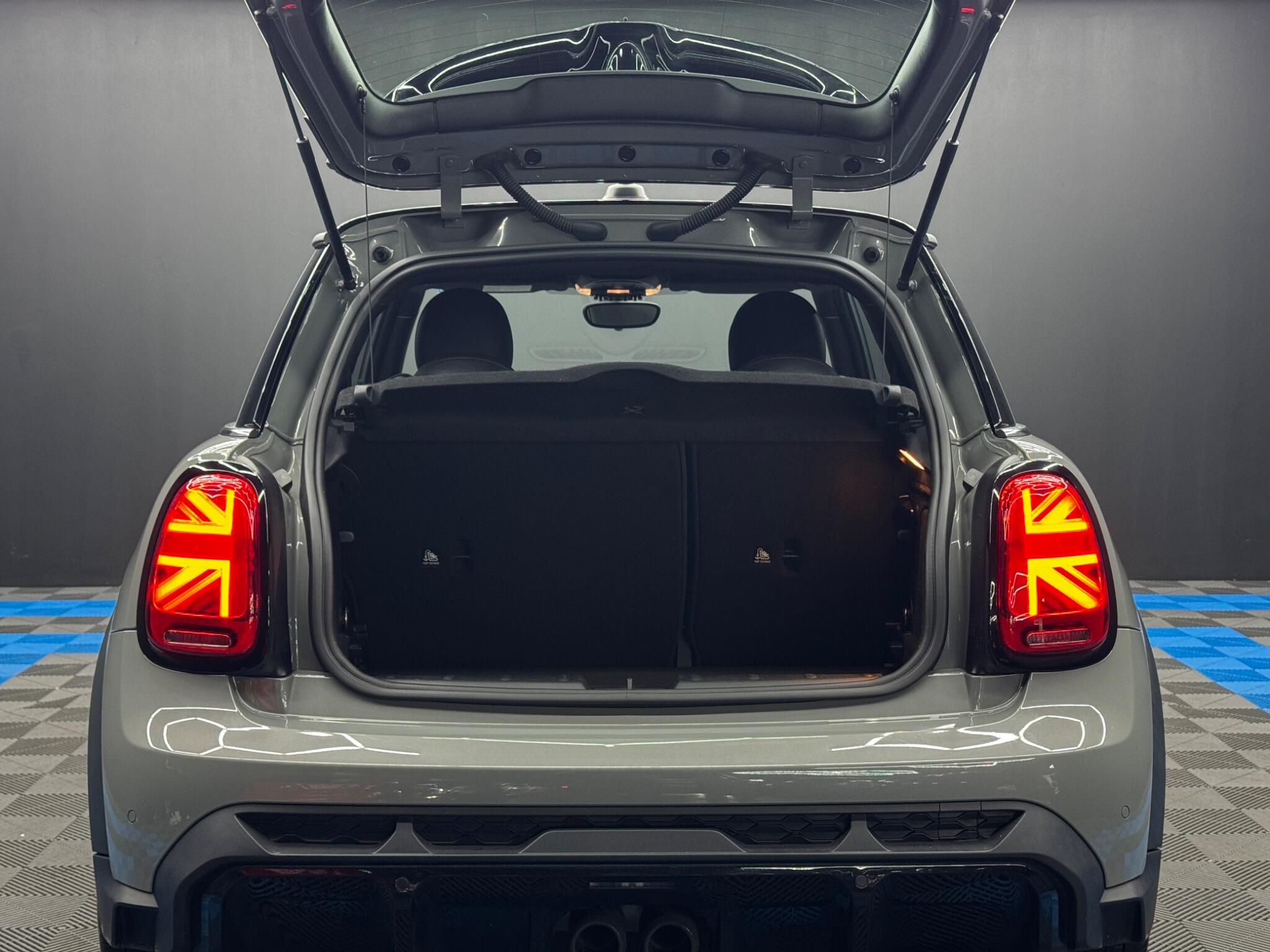 MINI Hatch 2.0 Cooper S Sport Steptronic Euro 6 (s/s) 3dr 3dr Automatic 2026