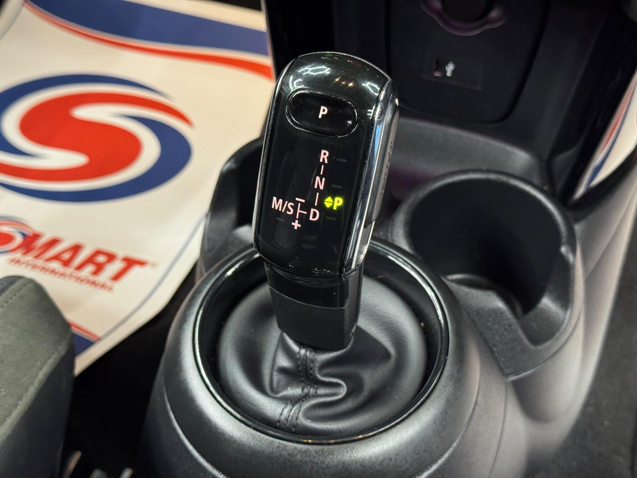 MINI Hatch 2.0 Cooper S Sport Steptronic Euro 6 (s/s) 3dr 3dr Automatic 2026