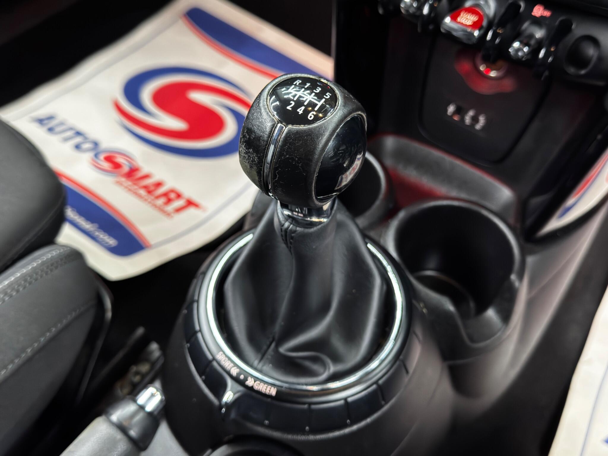 MINI Hatch 2.0 Cooper SD Euro 6 (s/s) 3dr 3dr Manual 2025