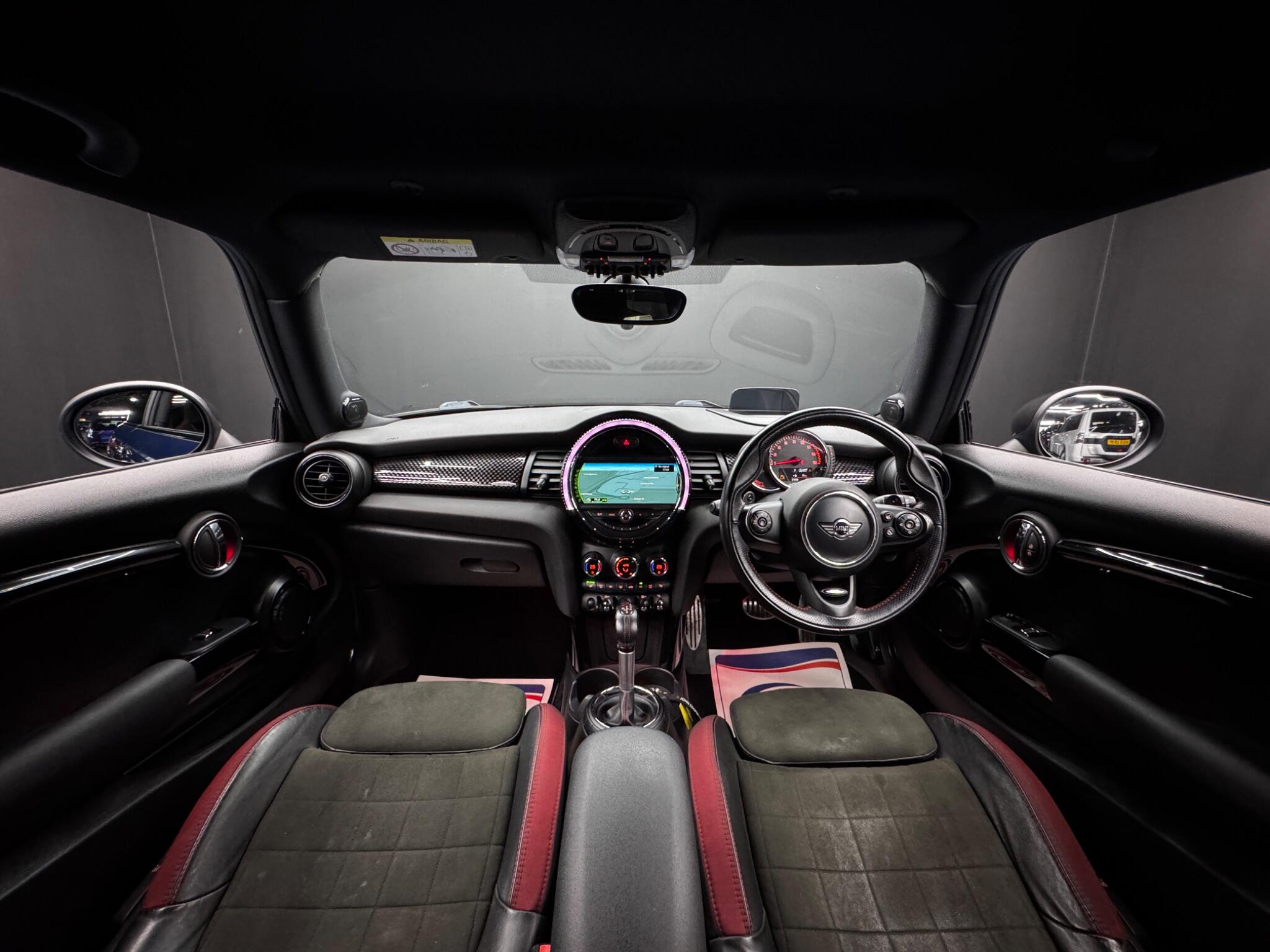 MINI Hatch 2.0 John Cooper Works Auto Euro 6 (s/s) 3dr 3dr Automatic 2026