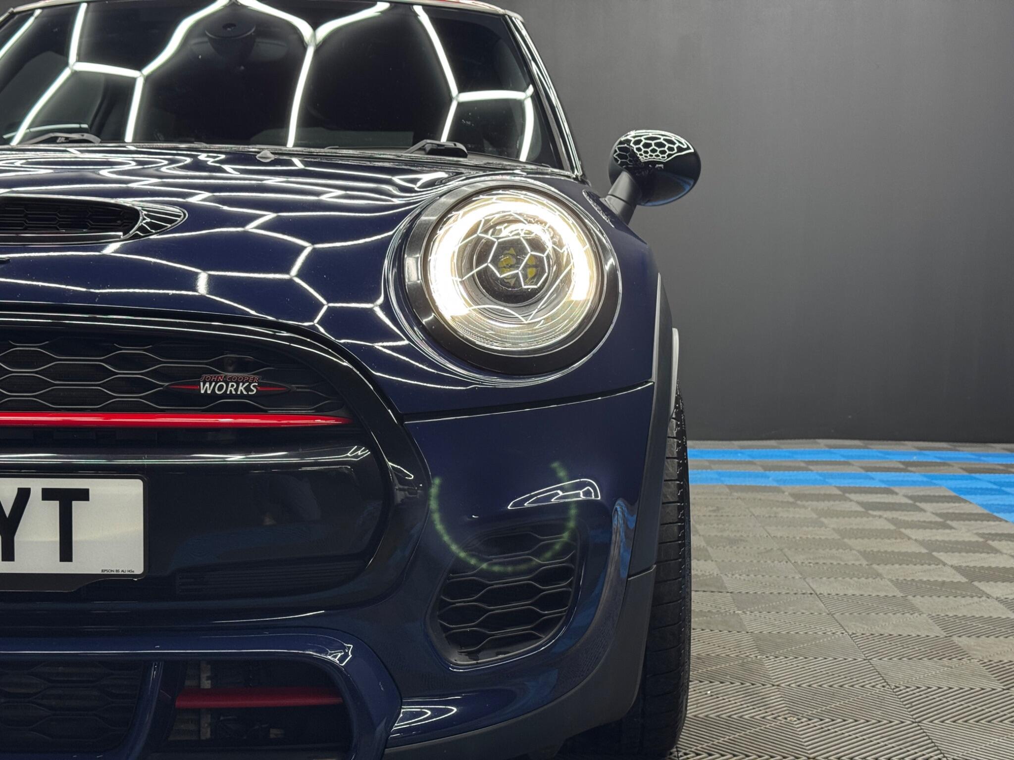 MINI Hatch 2.0 John Cooper Works Auto Euro 6 (s/s) 3dr 3dr Automatic 2026