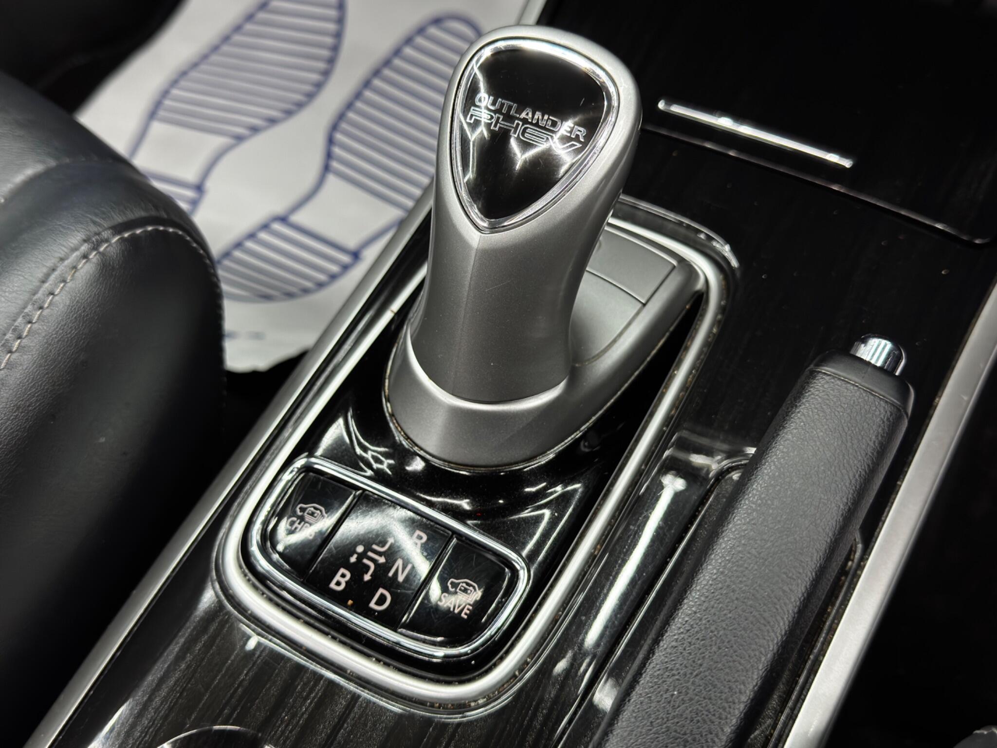 Mitsubishi Outlander 2.0h 12kWh GX4h CVT 4WD Euro 6 (s/s) 5dr 5dr Automatic 2025