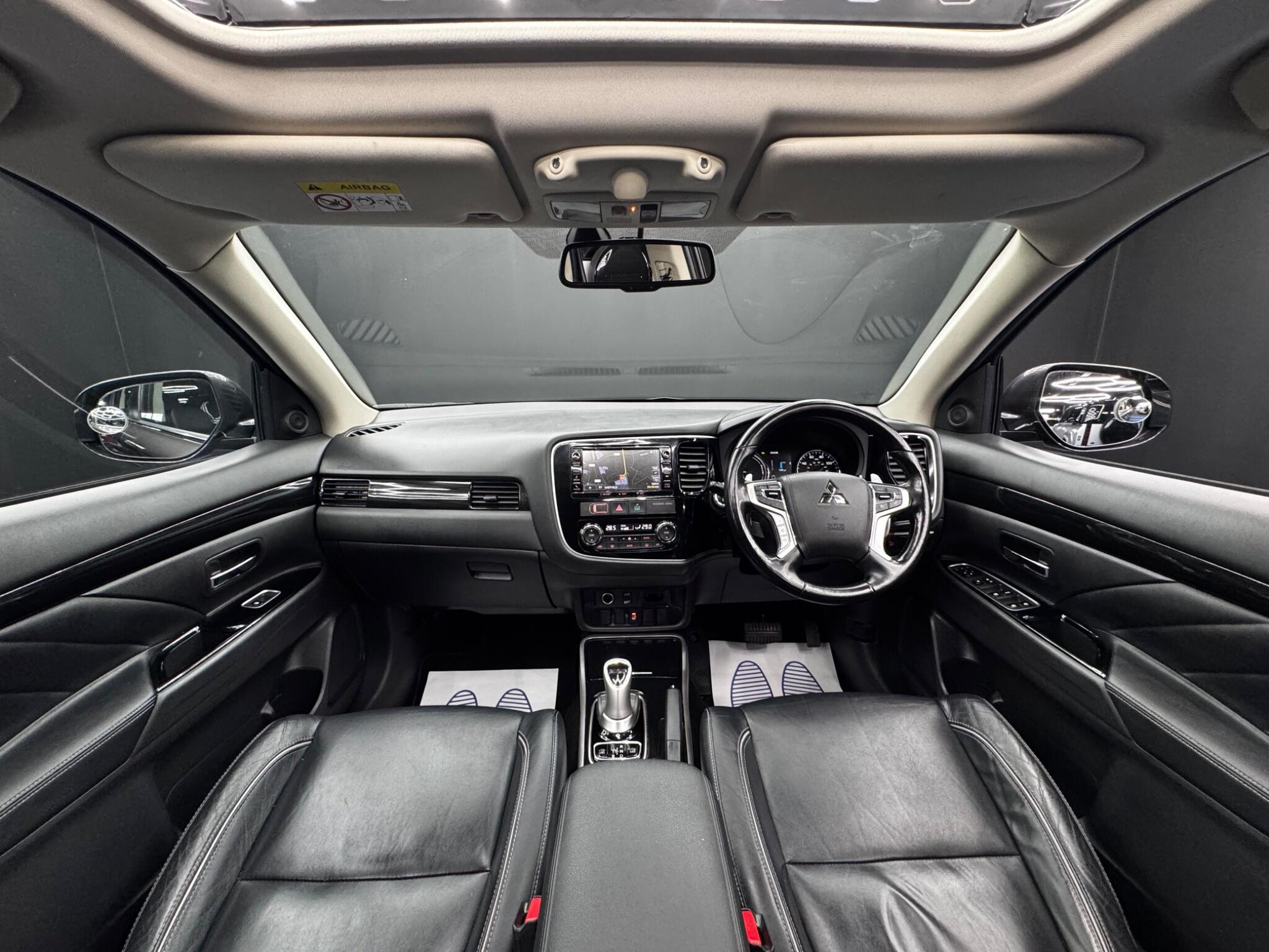 Mitsubishi Outlander 2.0h 12kWh GX4h CVT 4WD Euro 6 (s/s) 5dr 5dr Automatic 2025