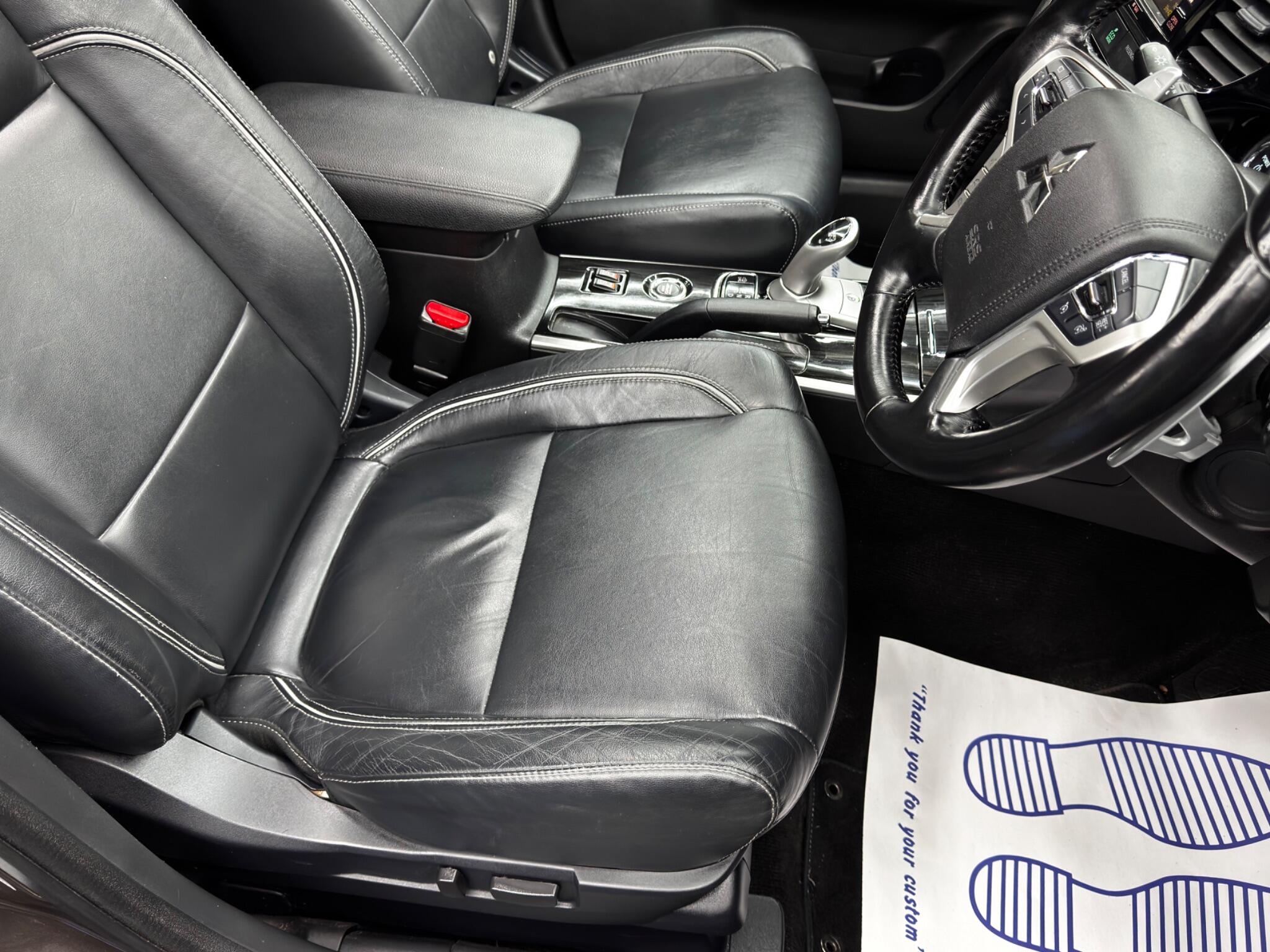 Mitsubishi Outlander 2.0h 12kWh GX4h CVT 4WD Euro 6 (s/s) 5dr 5dr Automatic 2025