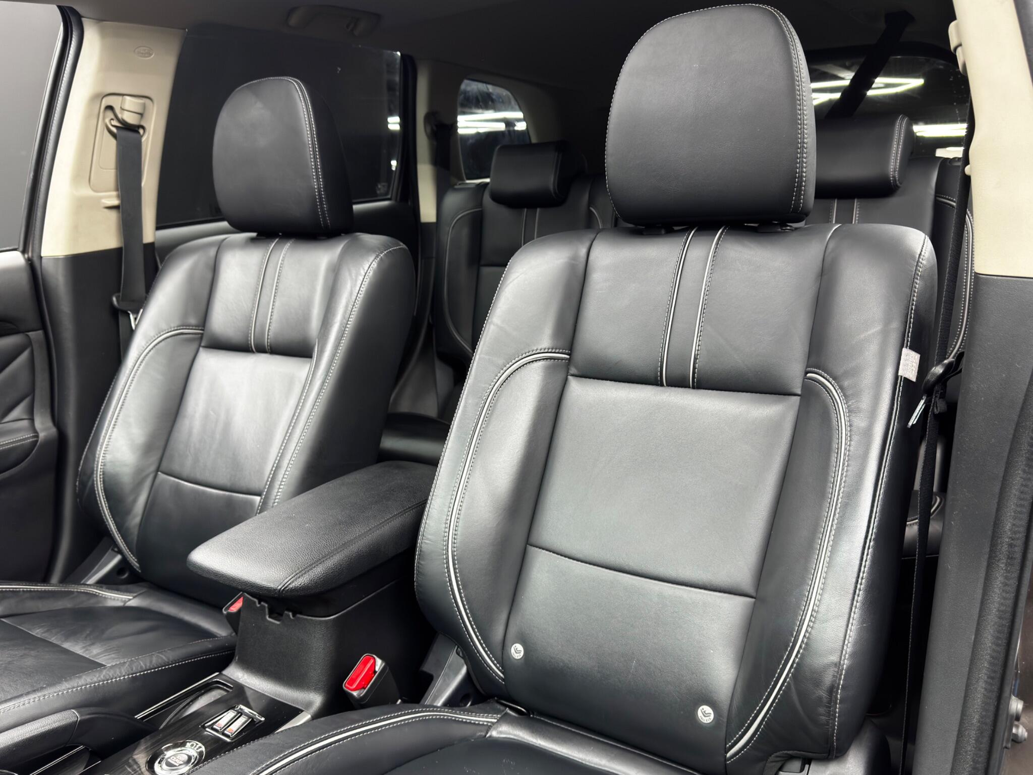 Mitsubishi Outlander 2.0h 12kWh GX4h CVT 4WD Euro 6 (s/s) 5dr 5dr Automatic 2025