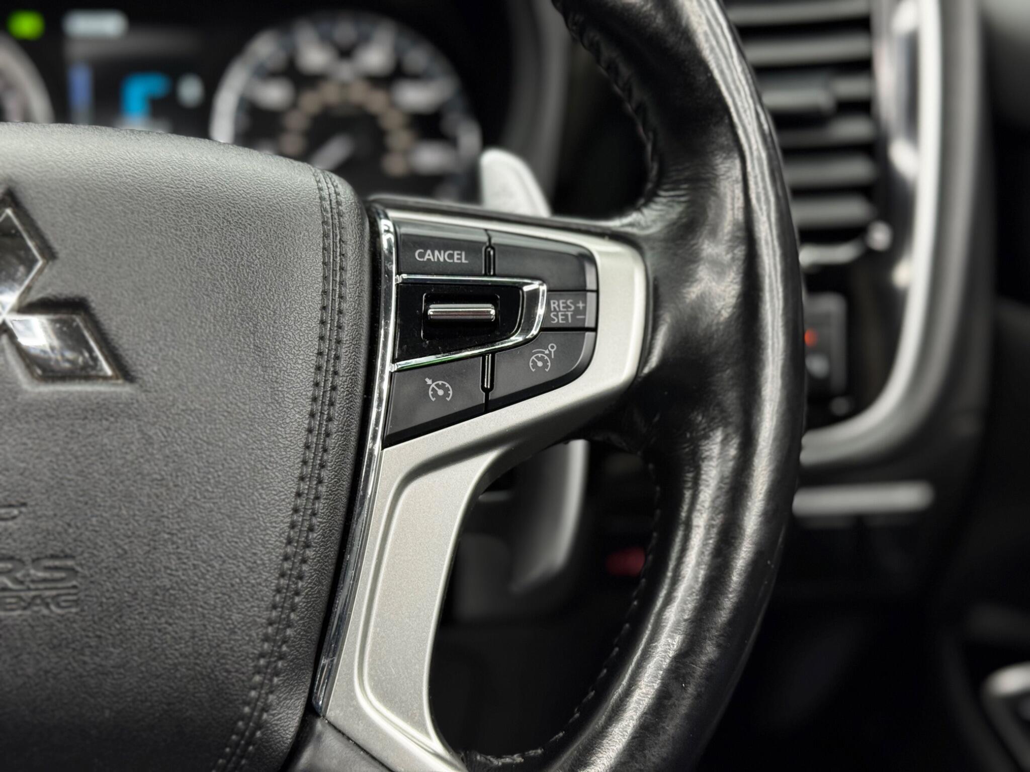 Mitsubishi Outlander 2.0h 12kWh GX4h CVT 4WD Euro 6 (s/s) 5dr 5dr Automatic 2025