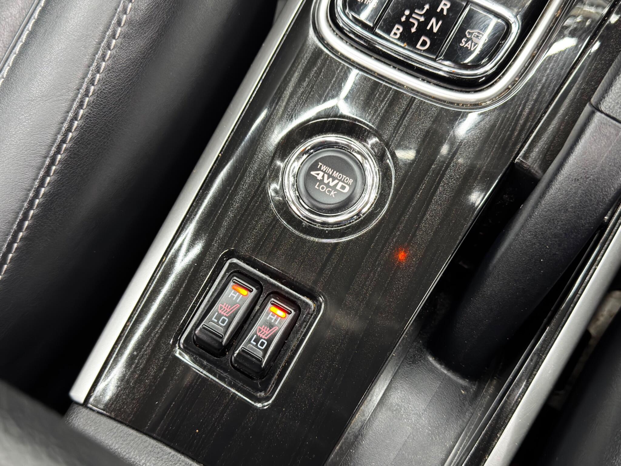 Mitsubishi Outlander 2.0h 12kWh GX4h CVT 4WD Euro 6 (s/s) 5dr 5dr Automatic 2025