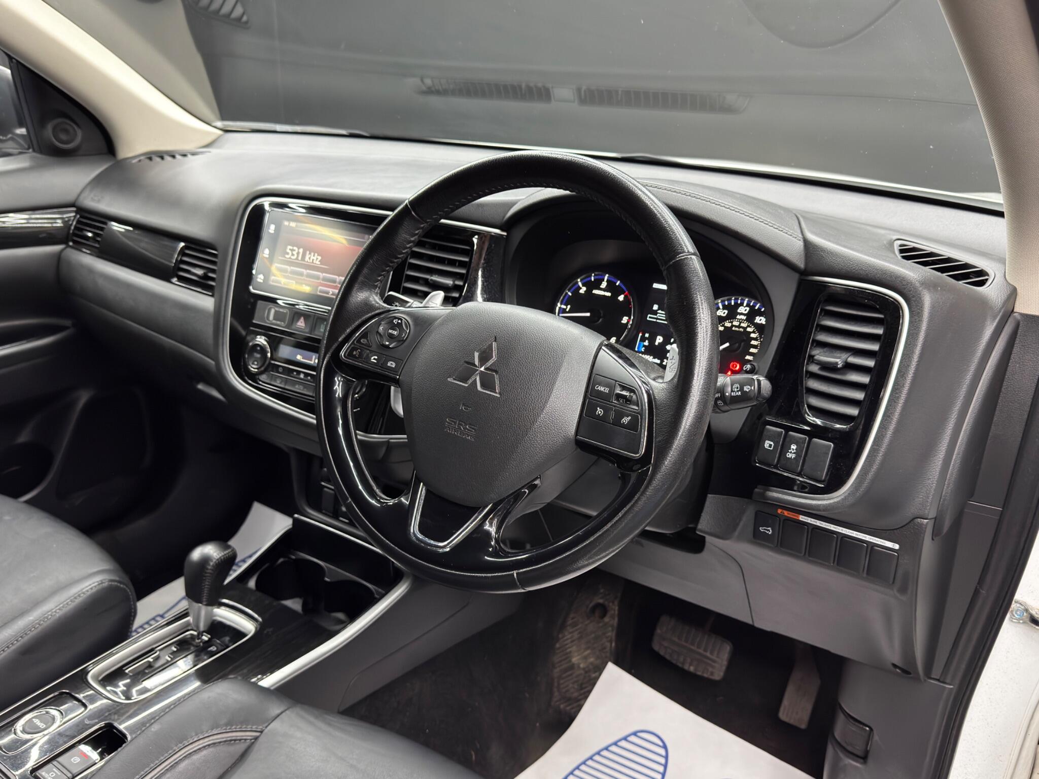 Mitsubishi Outlander 2.2 DI-D 4 Auto 4WD Euro 6 5dr 5dr Automatic 2026