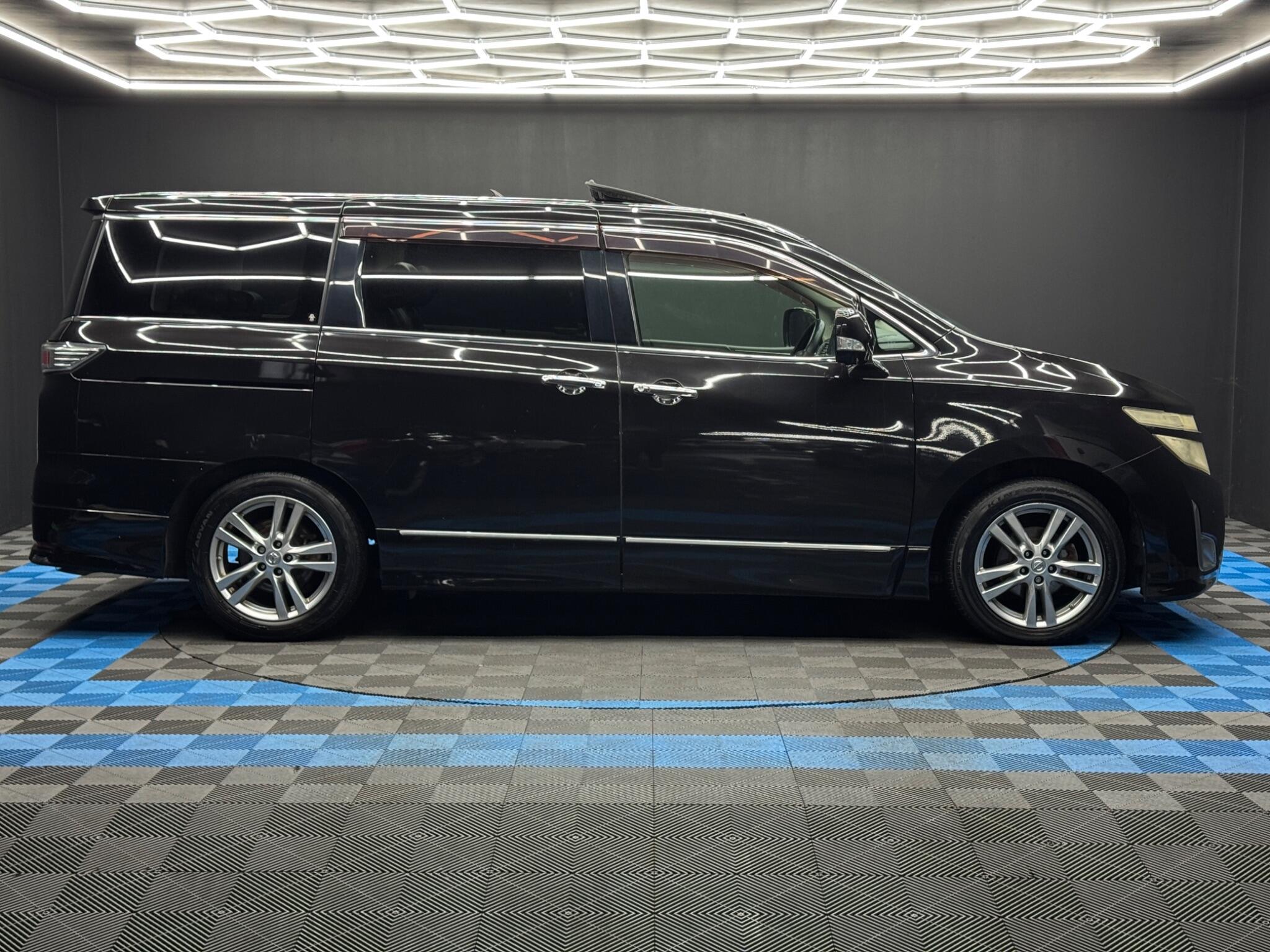 Nissan Elgrand 5dr Automatic 2026