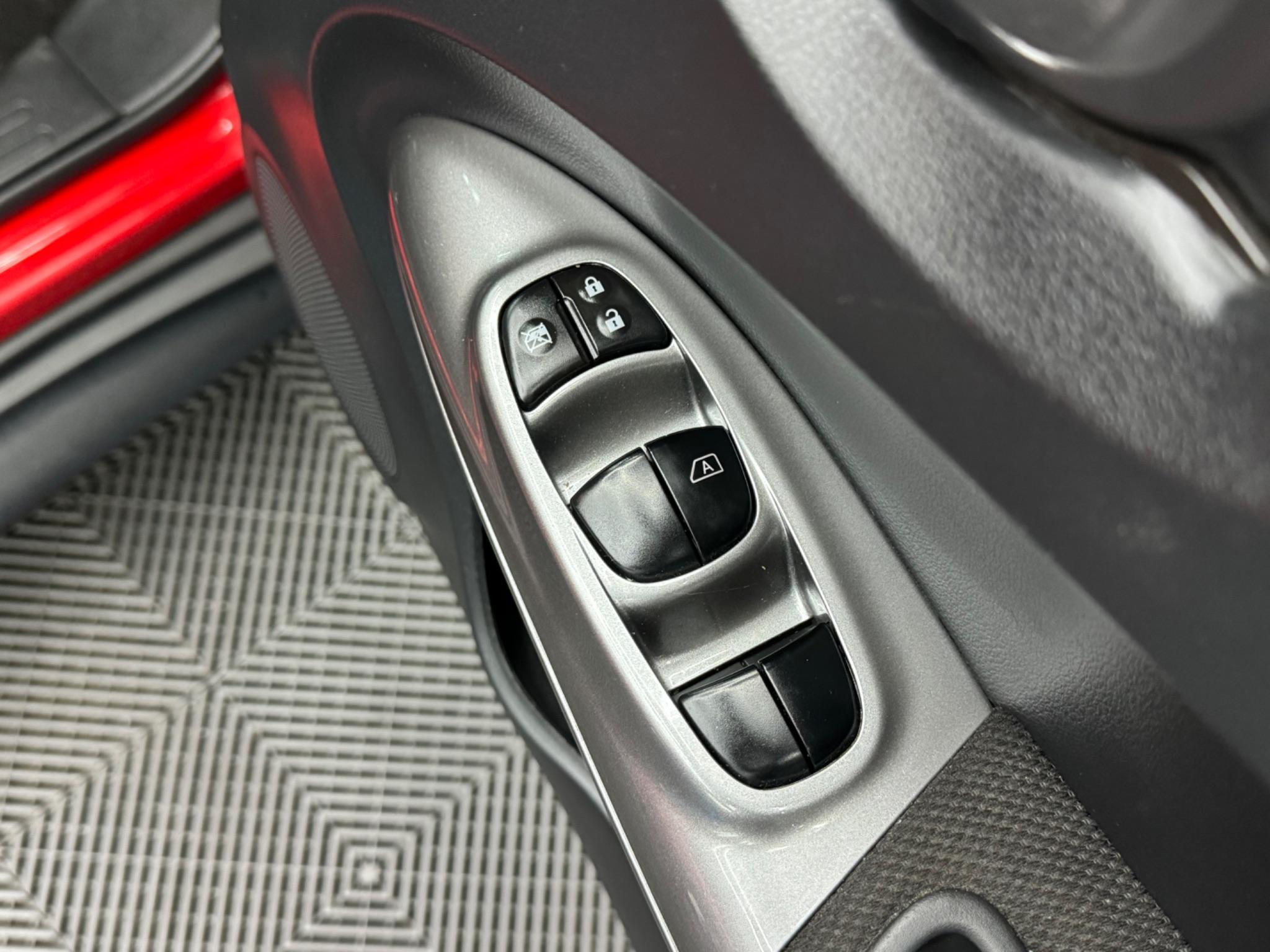 Nissan Juke 1.5 dCi 8v Visia Euro 5 (s/s) 5dr 5dr Manual 2025