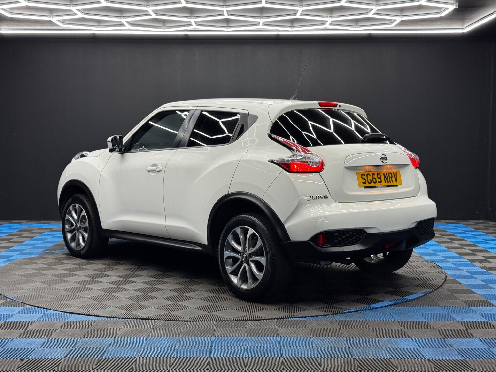 Nissan Juke 1.6 Tekna Euro 6 5dr 5dr Manual 2026