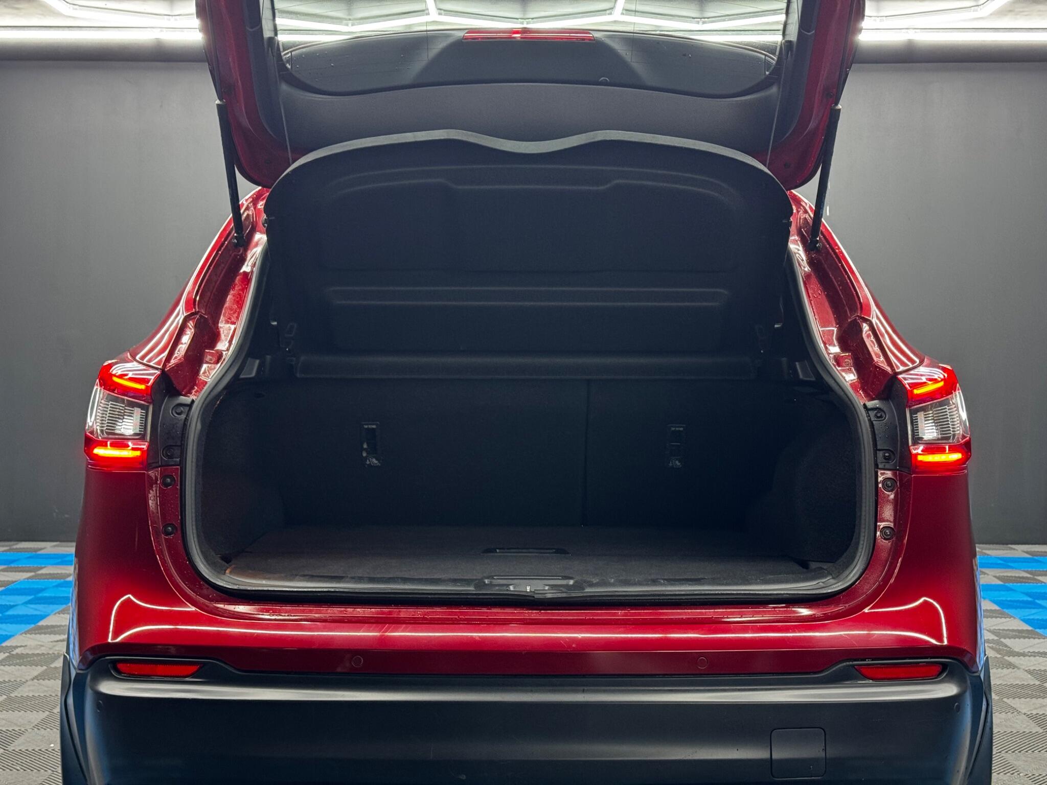 Nissan Qashqai 1.2 DIG-T Tekna+ Euro 6 (s/s) 5dr 5dr Manual 2025