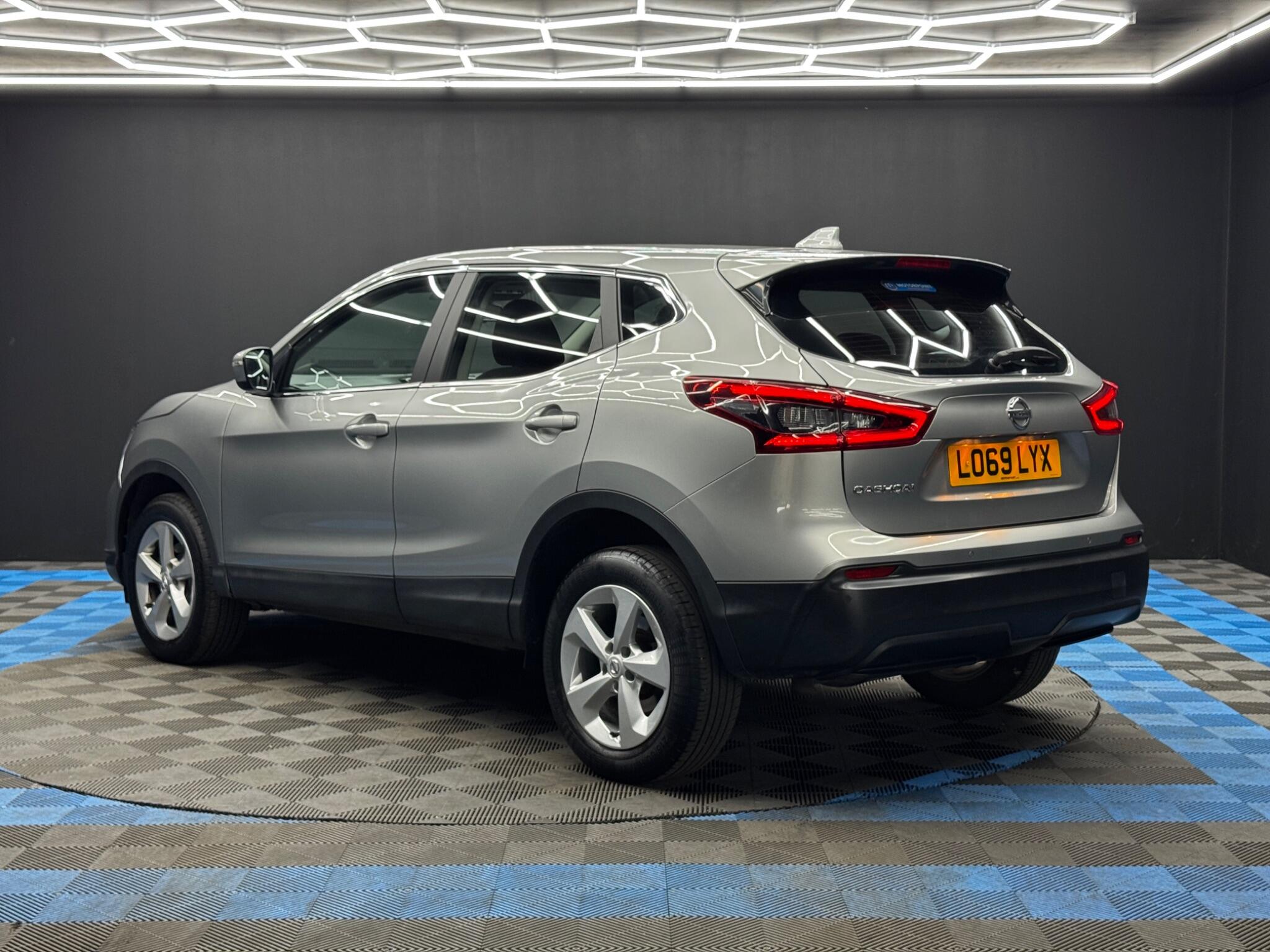 Nissan Qashqai 1.3 DIG-T Acenta Premium Euro 6 (s/s) 5dr 5dr Manual 2026
