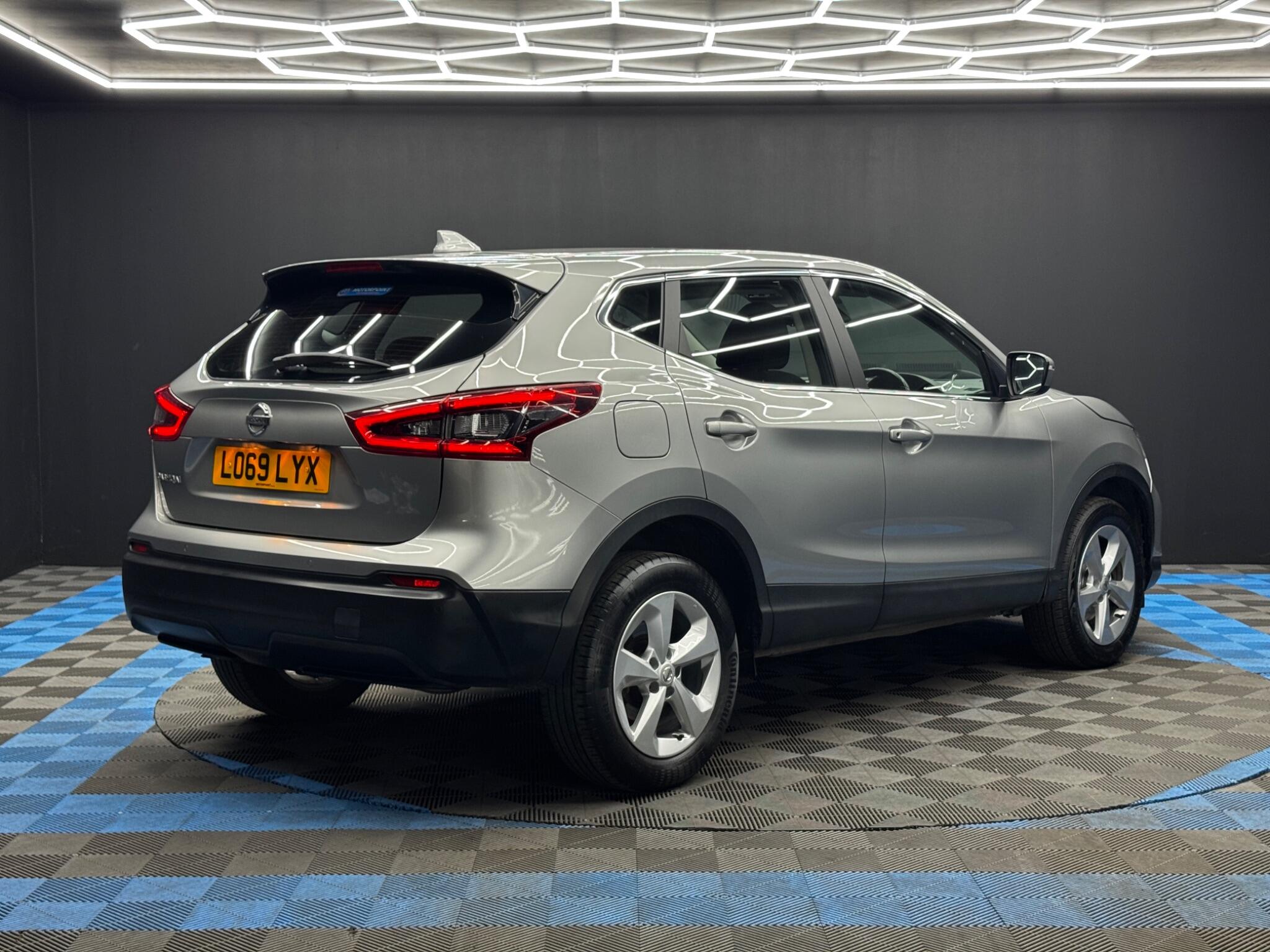 Nissan Qashqai 1.3 DIG-T Acenta Premium Euro 6 (s/s) 5dr 5dr Manual 2026