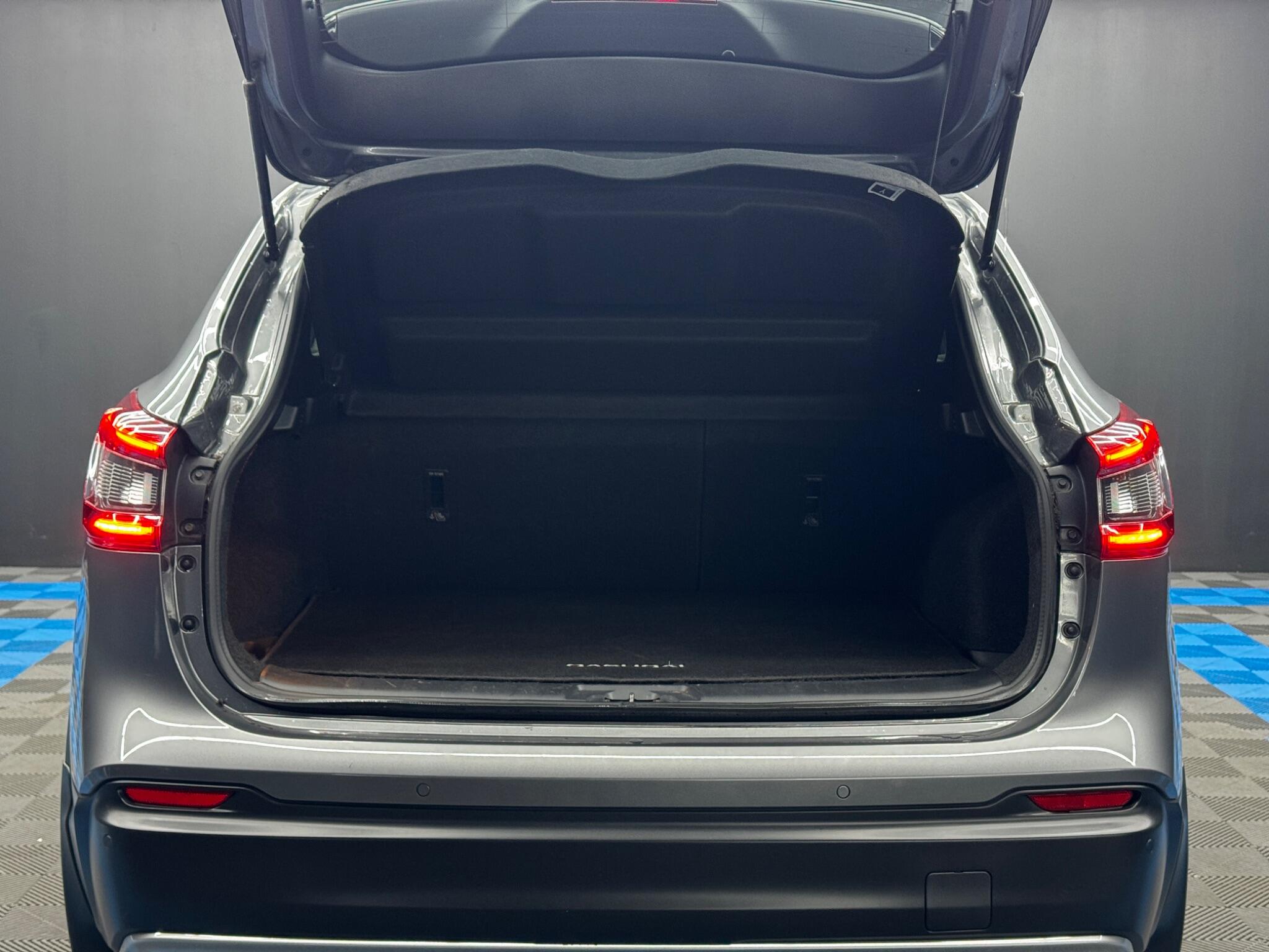 Nissan Qashqai 1.3 DIG-T N-Motion Euro 6 (s/s) 5dr 5dr Manual 2026