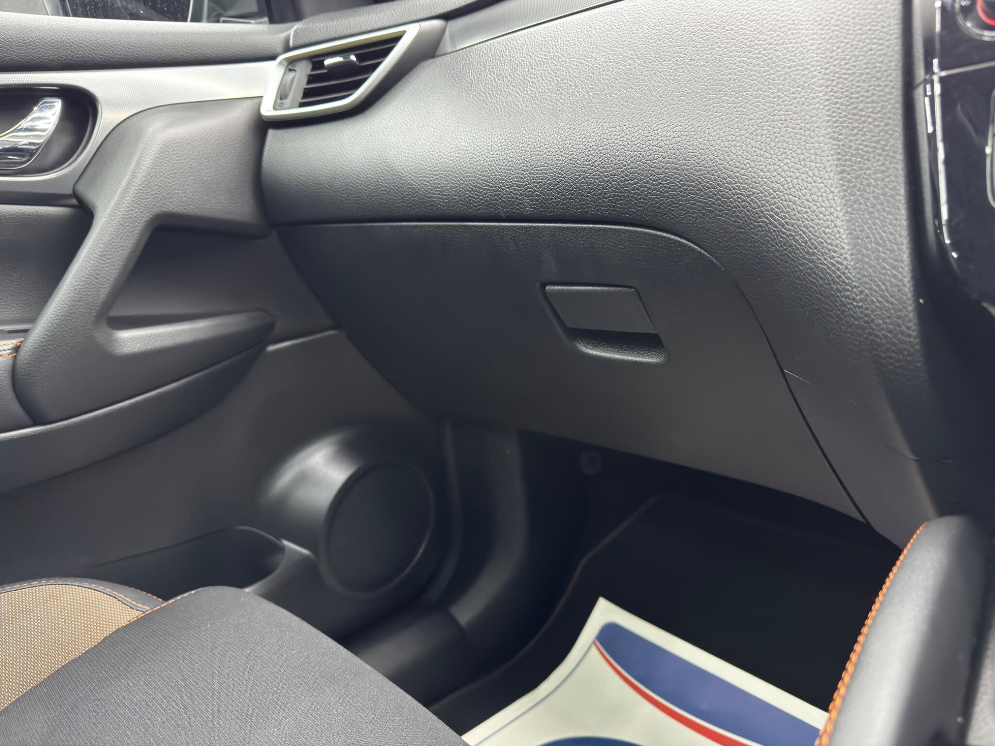 Nissan Qashqai 1.3 DIG-T N-Motion Euro 6 (s/s) 5dr 5dr Manual 2026