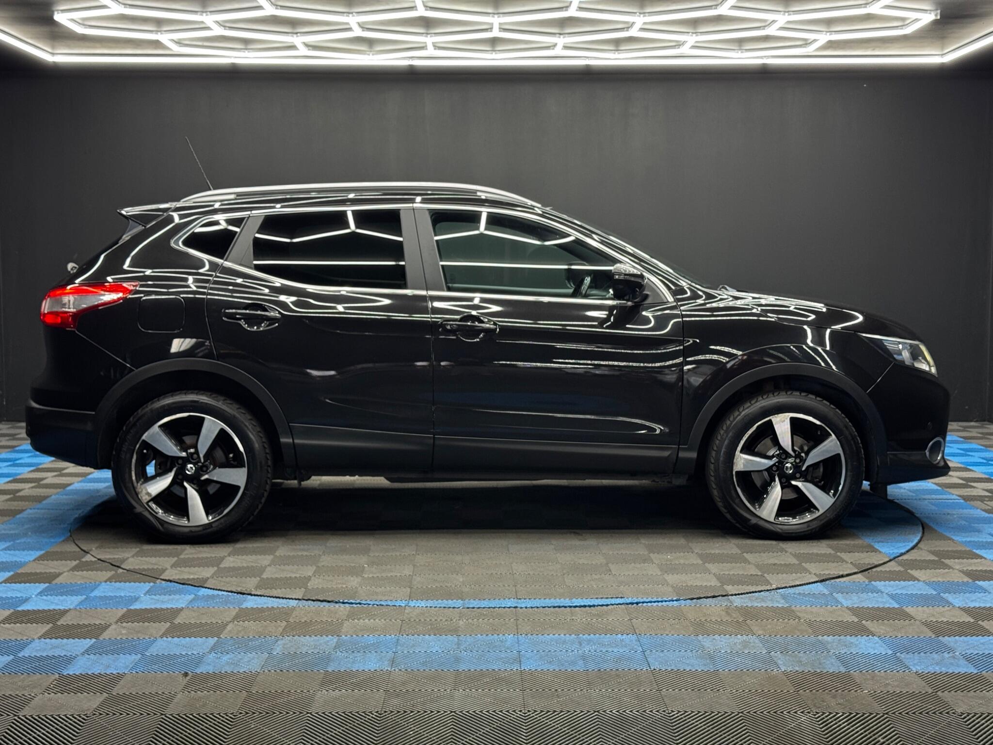 Nissan Qashqai 1.6 dCi N-Vision XTRON 2WD Euro 6 (s/s) 5dr 5dr Automatic 2026