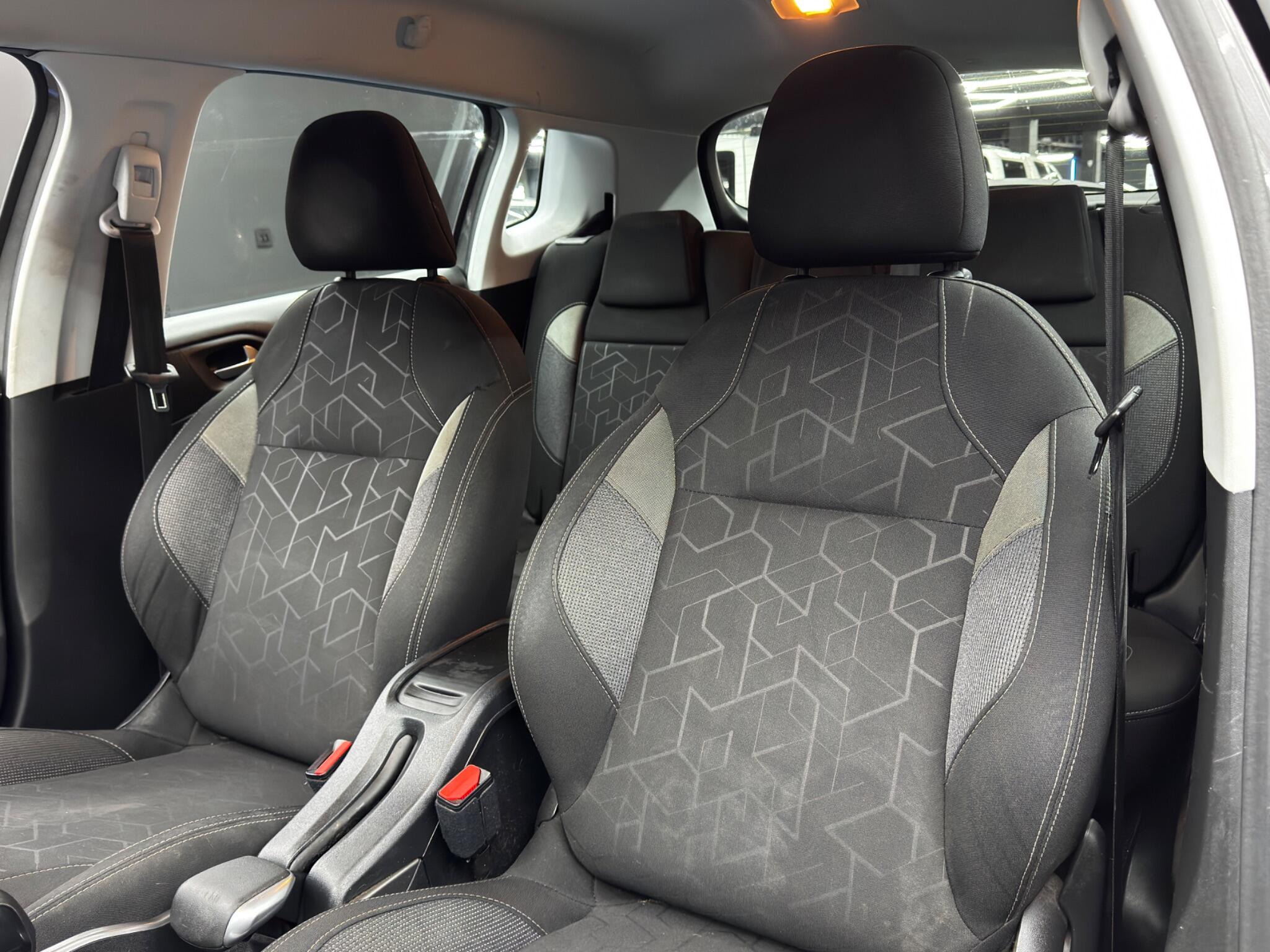 Peugeot 2008 1.2 PureTech Active Euro 6 (s/s) 5dr 5dr Manual 2026