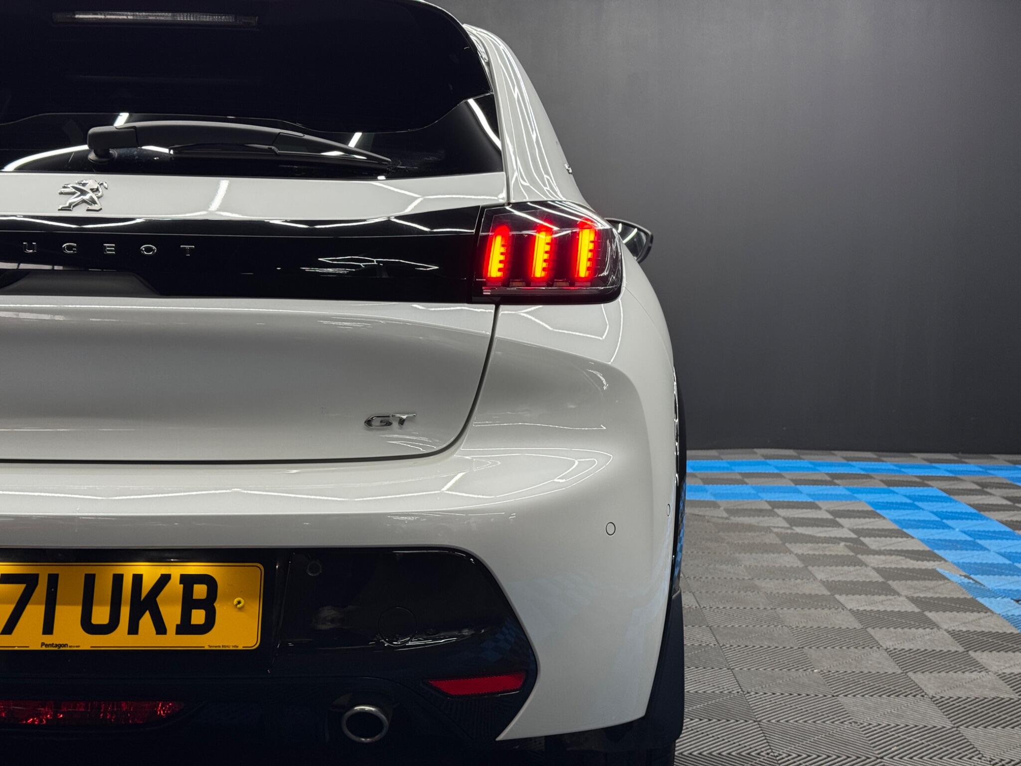 Peugeot 208 1.2 PureTech GT EAT Euro 6 (s/s) 5dr 5dr Automatic 2026