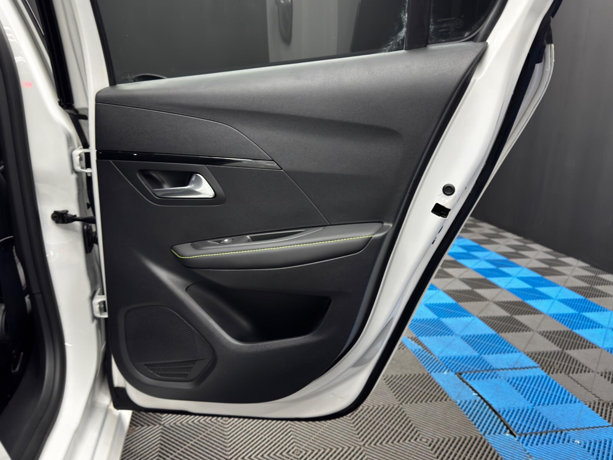 Peugeot 208 1.2 PureTech GT EAT Euro 6 (s/s) 5dr 5dr Automatic 2026