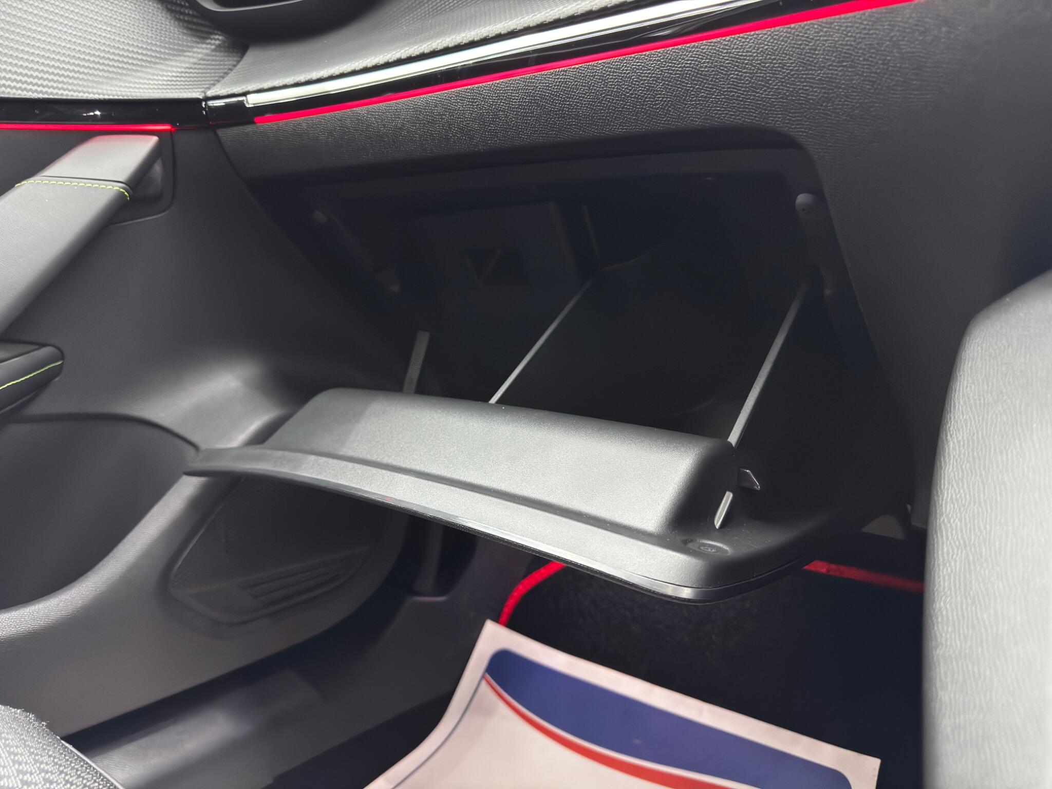 Peugeot 208 1.2 PureTech GT EAT Euro 6 (s/s) 5dr 5dr Automatic 2026