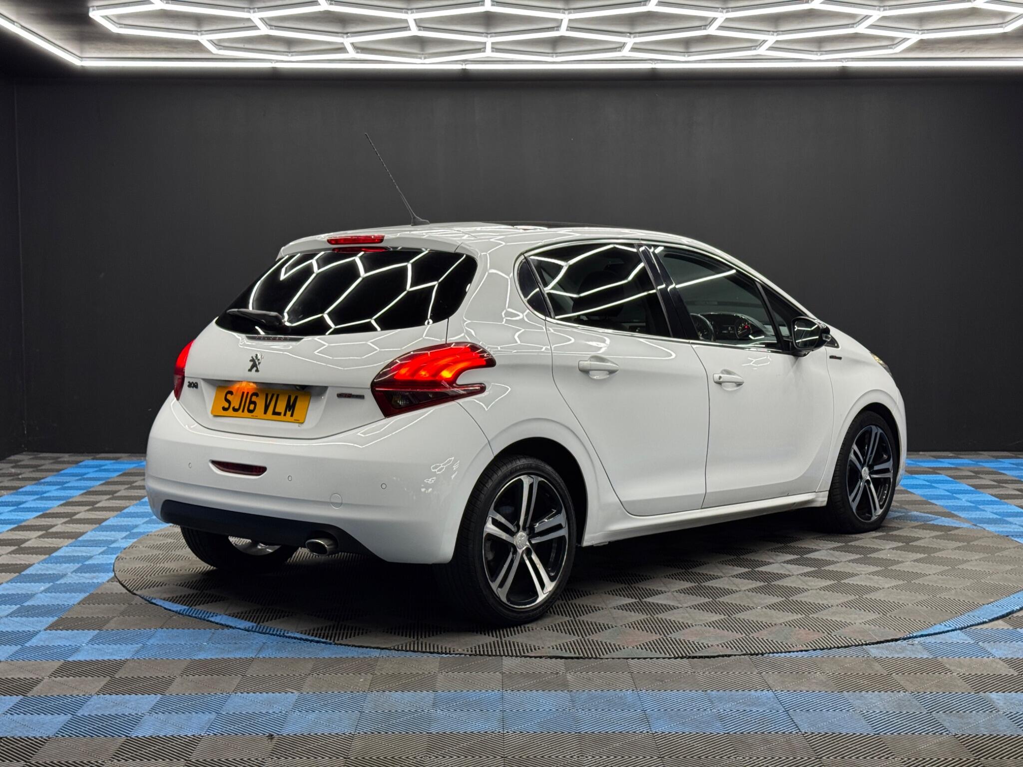 Peugeot 208 1.6 BlueHDi GT Line Euro 6 (s/s) 5dr 5dr Manual 2026