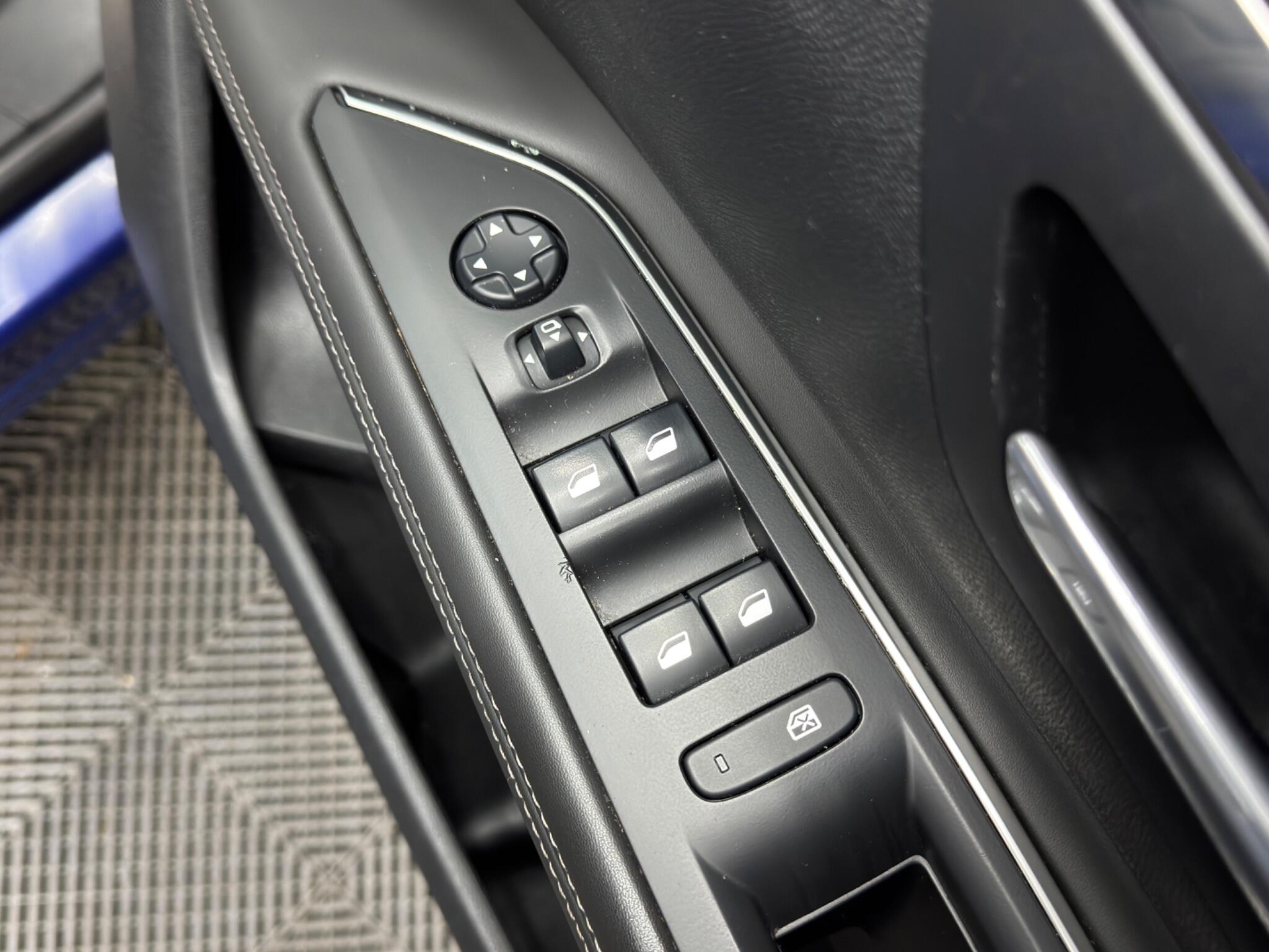 Peugeot 3008 1.2 PureTech Allure Euro 6 (s/s) 5dr 5dr Manual 2026