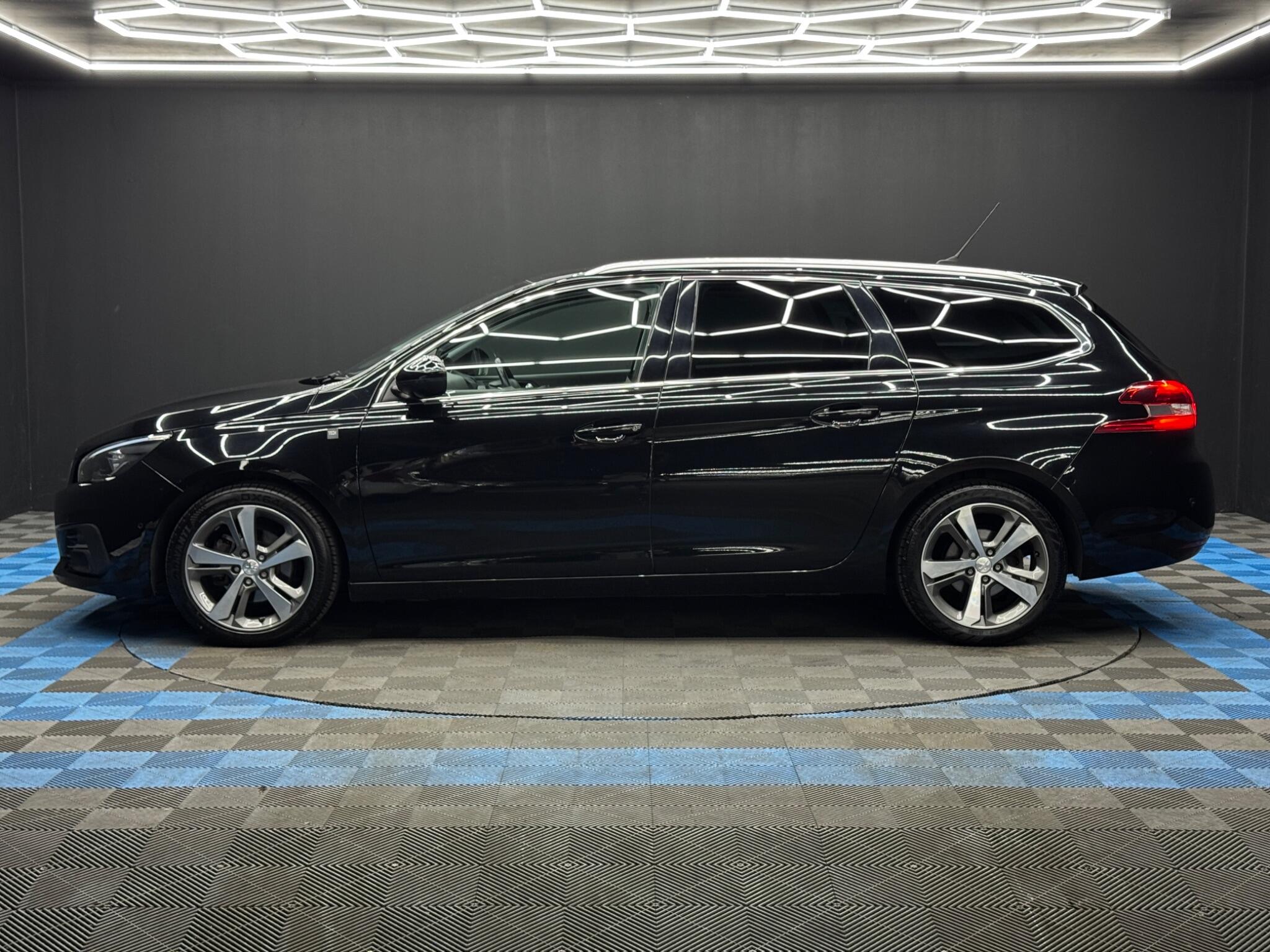 Peugeot 308 SW 1.2 PureTech Tech Edition Euro 6 (s/s) 5dr 5dr Manual 2026