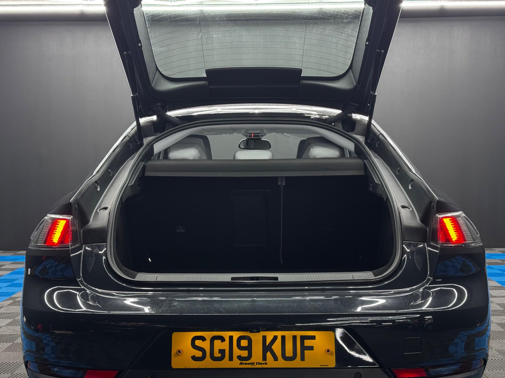 Peugeot 508 1.5 BlueHDi Allure Fastback EAT Euro 6 (s/s) 5dr 5dr Automatic 2025