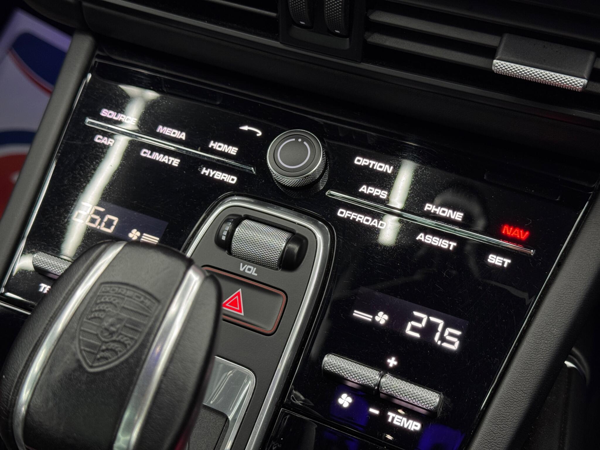 Porsche Cayenne 4.0 V8 E-Hybrid 14.1kWh Turbo S TiptronicS 4WD Euro 6 (s/s) 5dr 5dr Automatic 2026