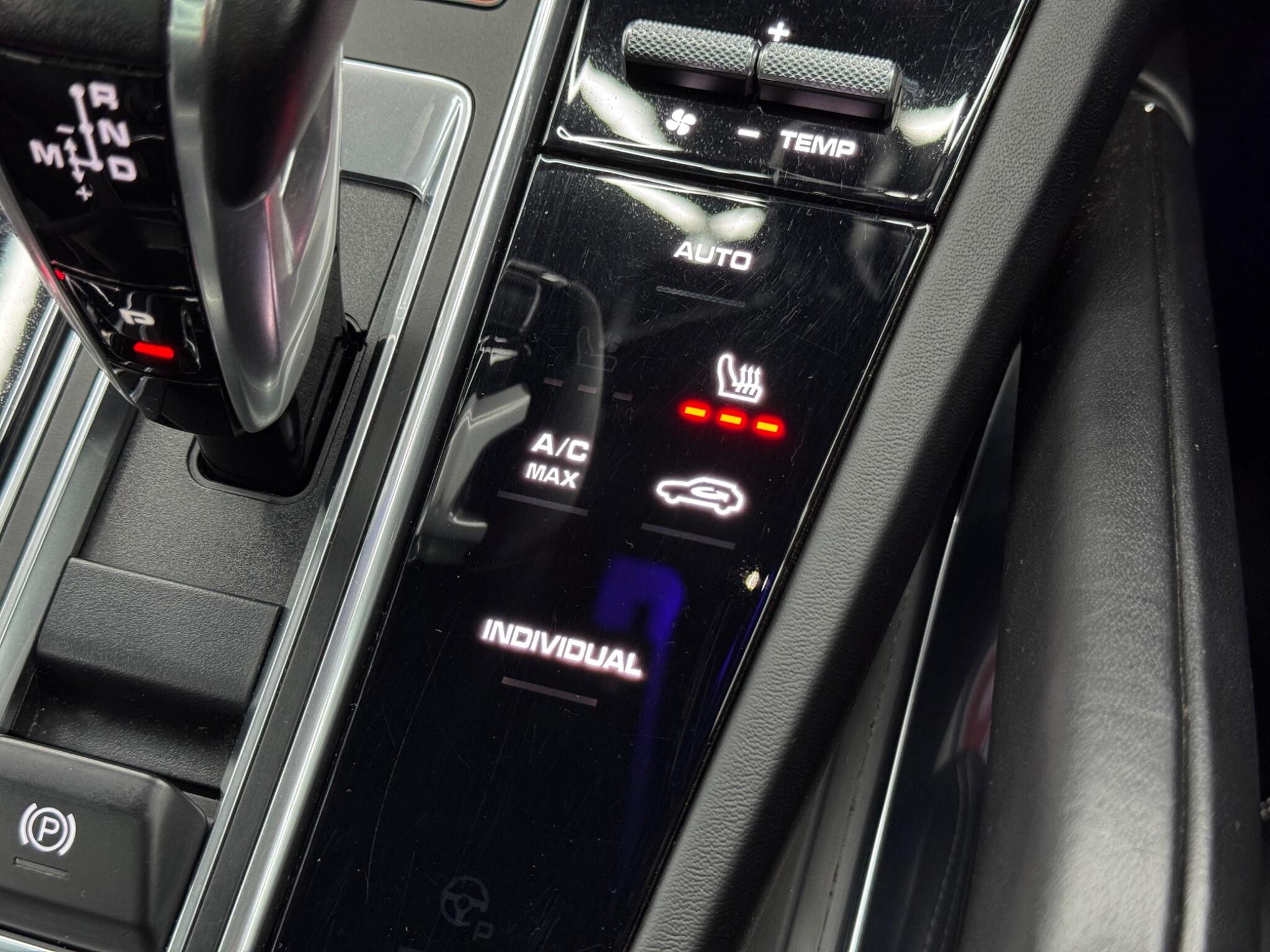 Porsche Cayenne 4.0 V8 E-Hybrid 14.1kWh Turbo S TiptronicS 4WD Euro 6 (s/s) 5dr 5dr Automatic 2026