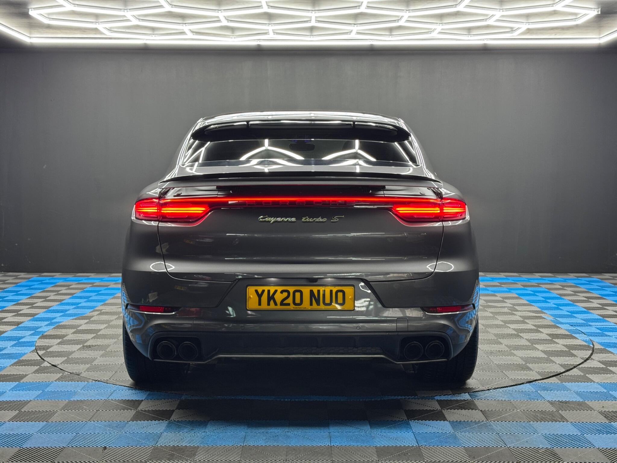 Porsche Cayenne 4.0 V8 E-Hybrid 14.1kWh Turbo S TiptronicS 4WD Euro 6 (s/s) 5dr 5dr Automatic 2026