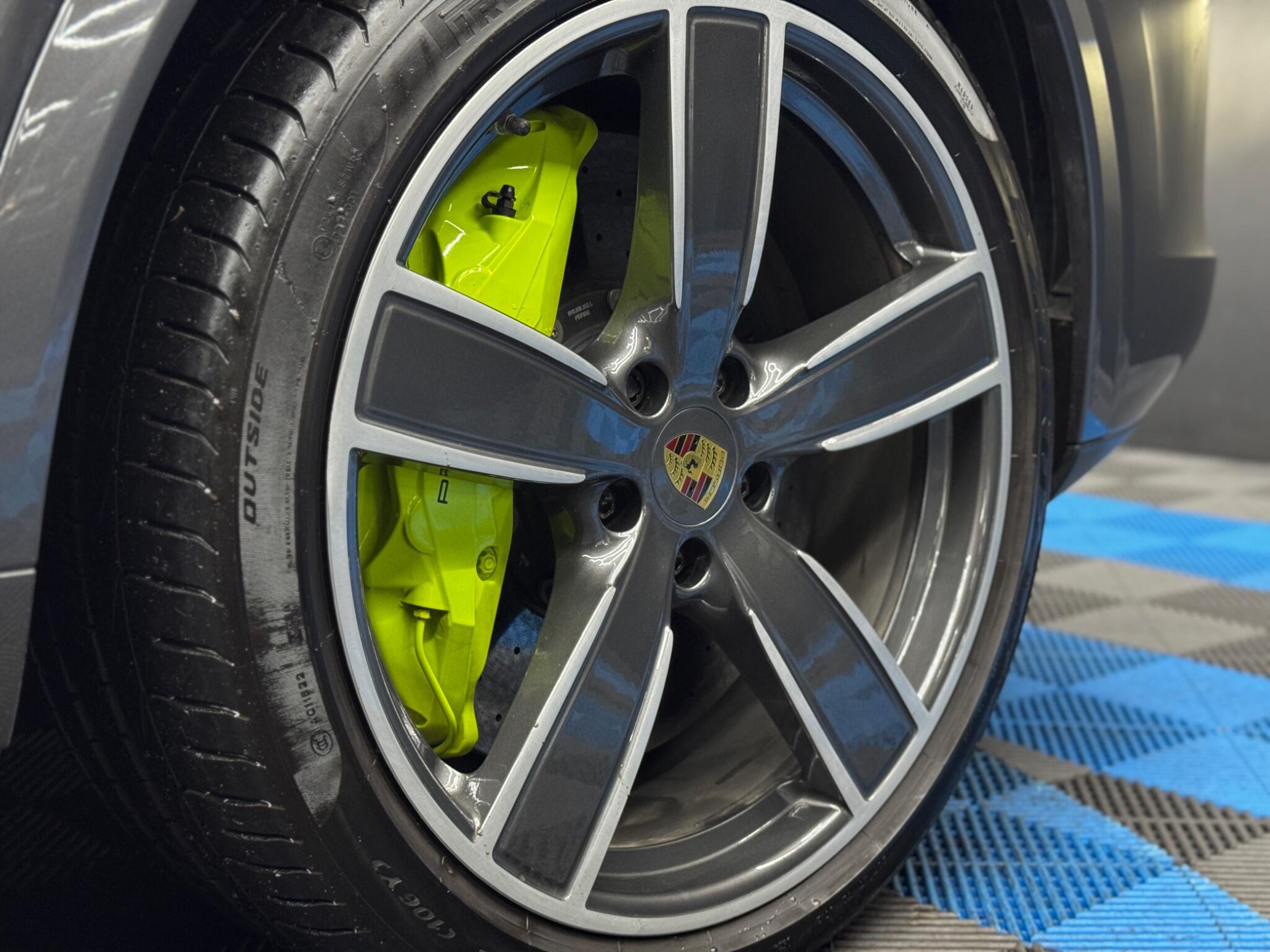 Porsche Cayenne 4.0 V8 E-Hybrid 14.1kWh Turbo S TiptronicS 4WD Euro 6 (s/s) 5dr 5dr Automatic 2026