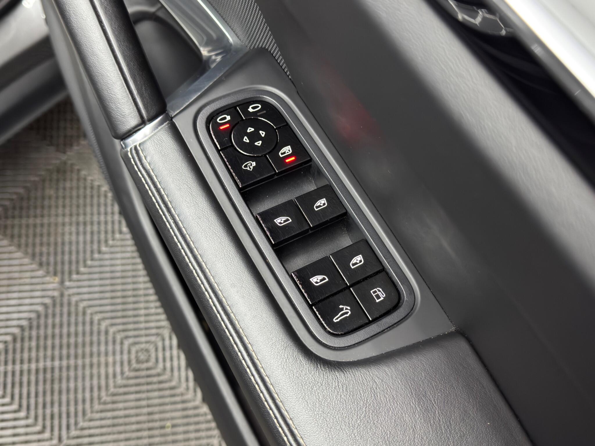 Porsche Cayenne 4.0 V8 E-Hybrid 14.1kWh Turbo S TiptronicS 4WD Euro 6 (s/s) 5dr 5dr Automatic 2026