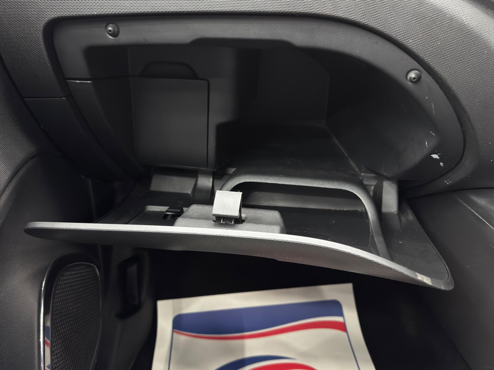 Renault Captur 0.9 TCe ENERGY Dynamique S MediaNav Euro 5 (s/s) 5dr 5dr Manual 2025