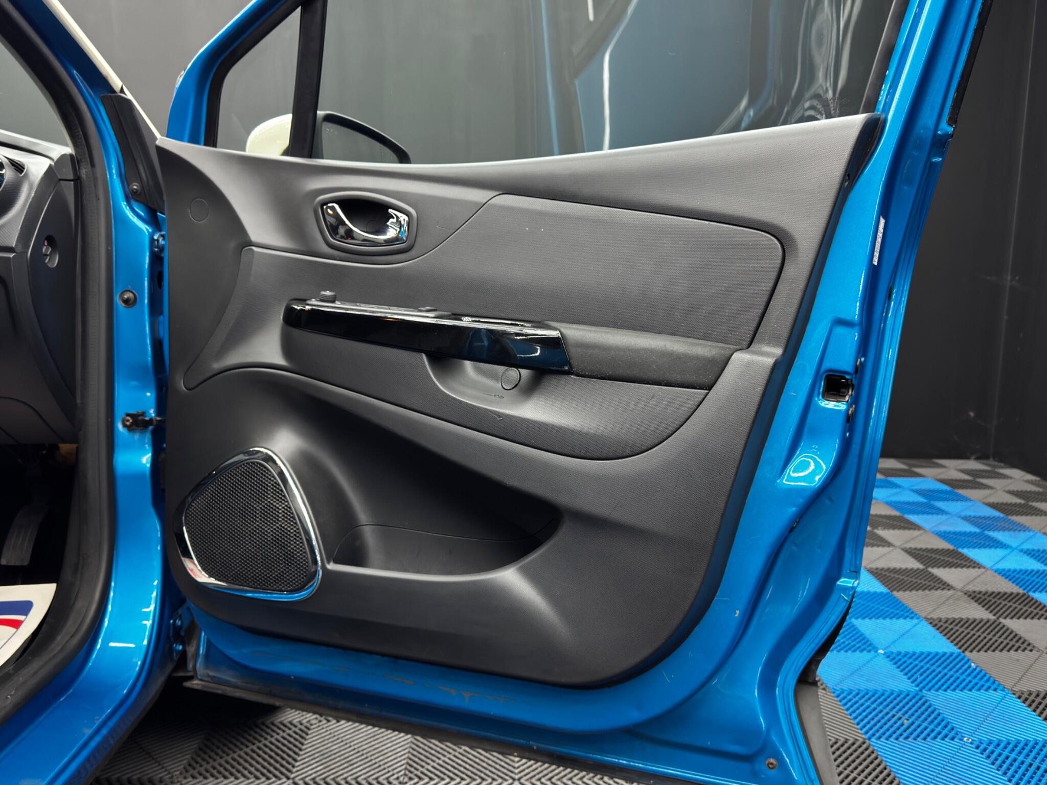 Renault Captur 0.9 TCe ENERGY Dynamique S MediaNav Euro 5 (s/s) 5dr 5dr Manual 2025