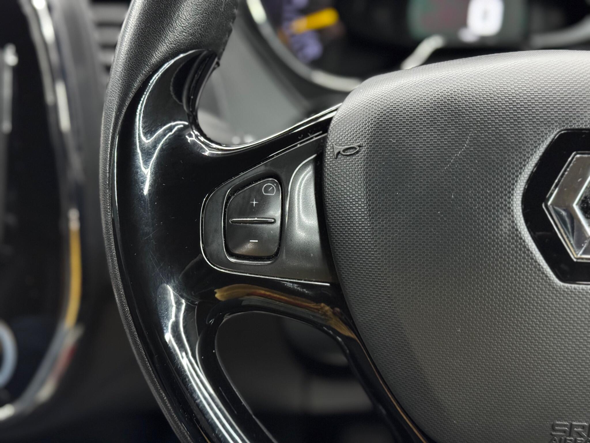 Renault Captur 1.5 dCi ENERGY Dynamique MediaNav Euro 5 (s/s) 5dr 5dr Manual 2025