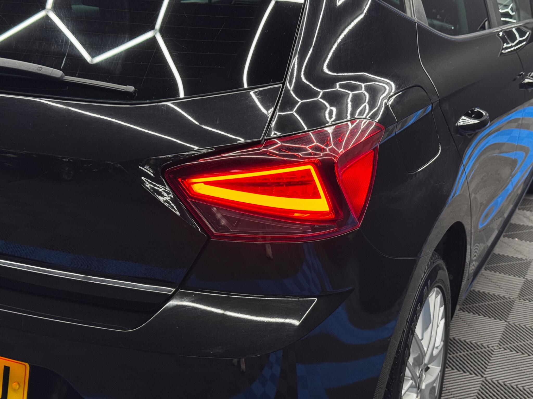 Seat Ibiza 1.0 MPI SE Euro 6 (s/s) 5dr 5dr Manual 2025