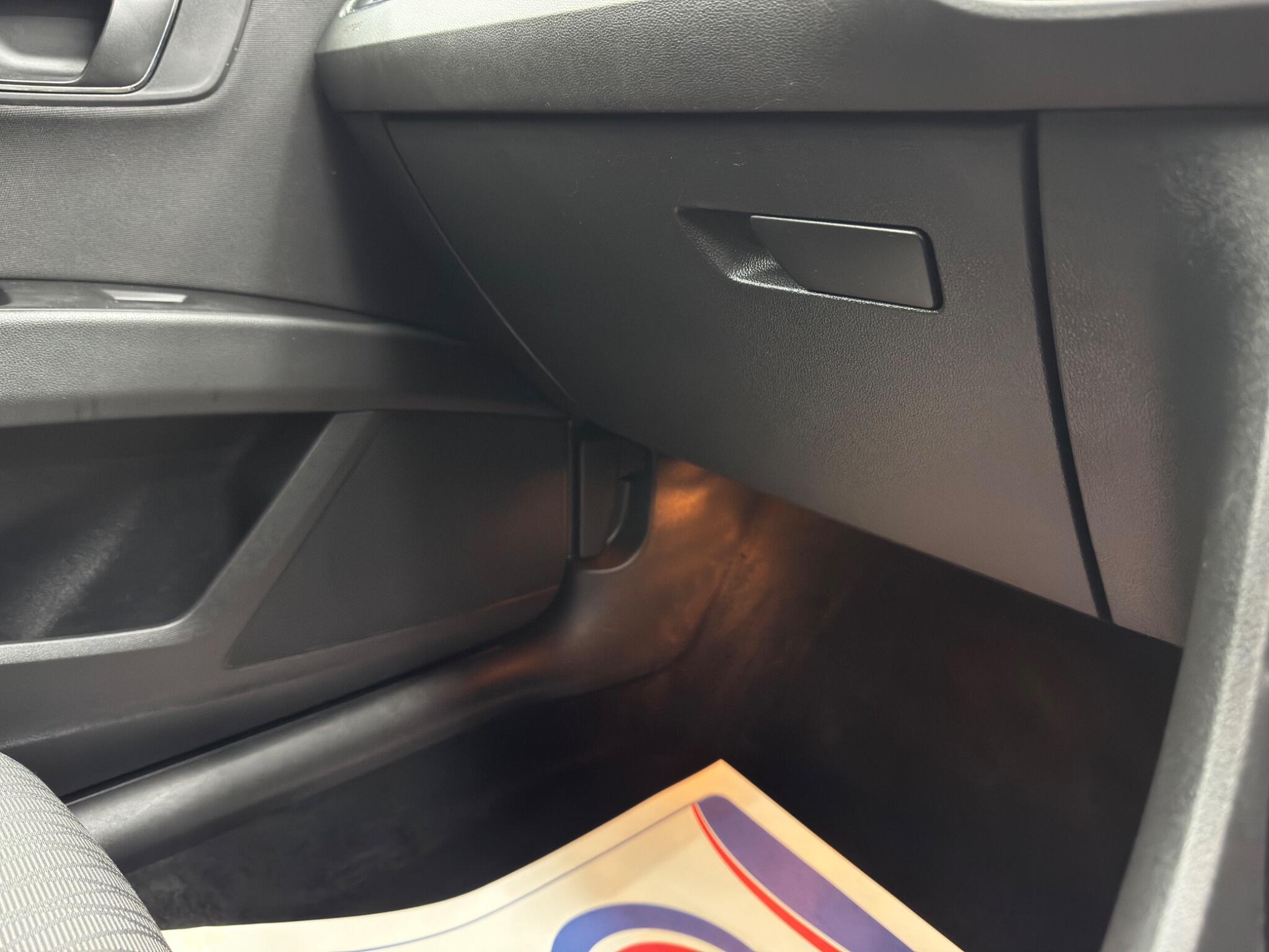 Seat Leon 1.6 TDI SE Euro 6 (s/s) 5dr 5dr Manual 2025