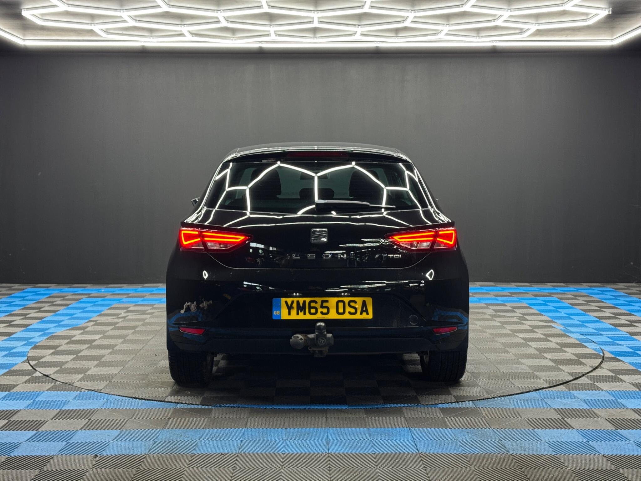 Seat Leon 1.6 TDI SE Euro 6 (s/s) 5dr 5dr Manual 2025