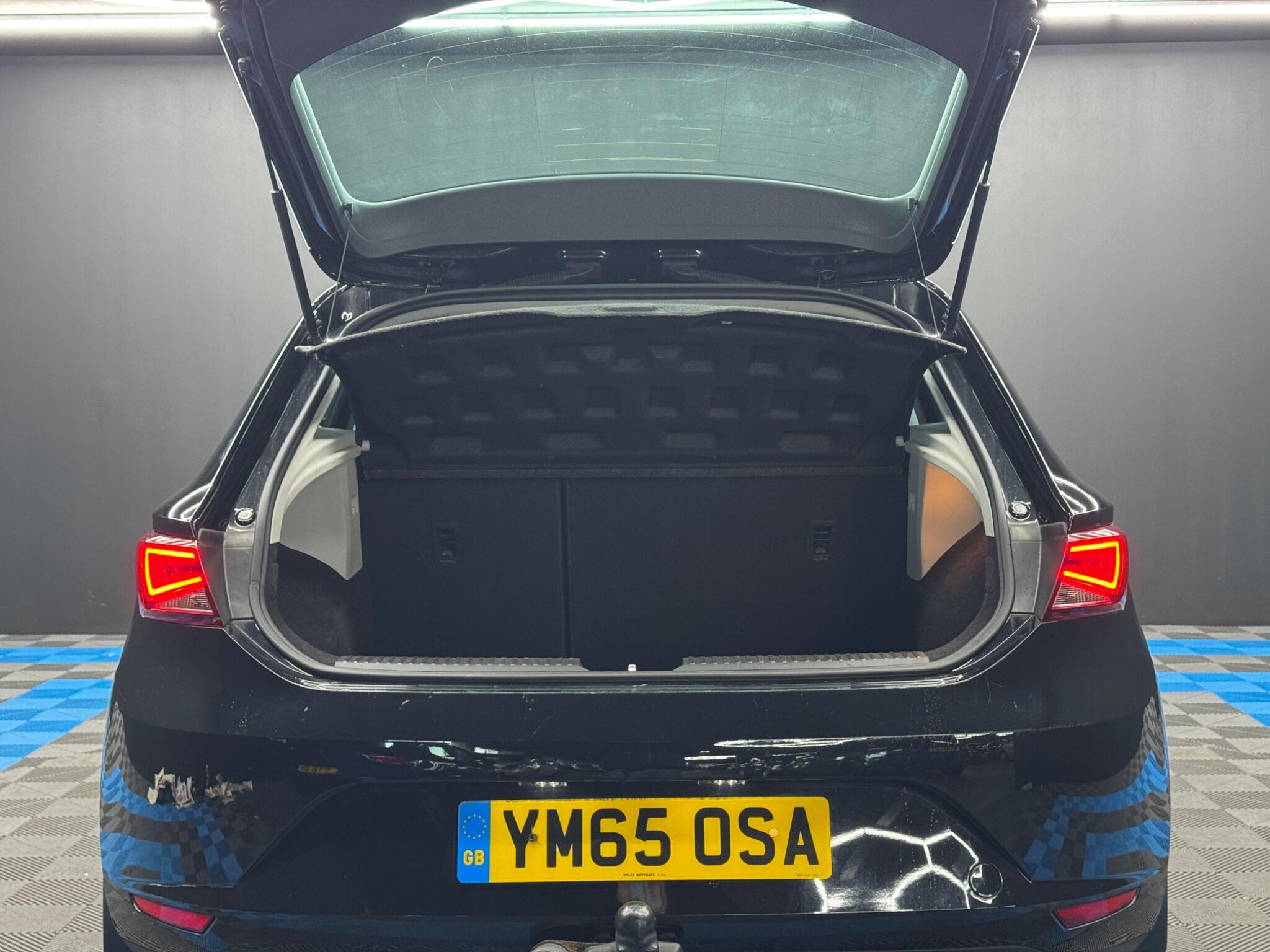 Seat Leon 1.6 TDI SE Euro 6 (s/s) 5dr 5dr Manual 2025