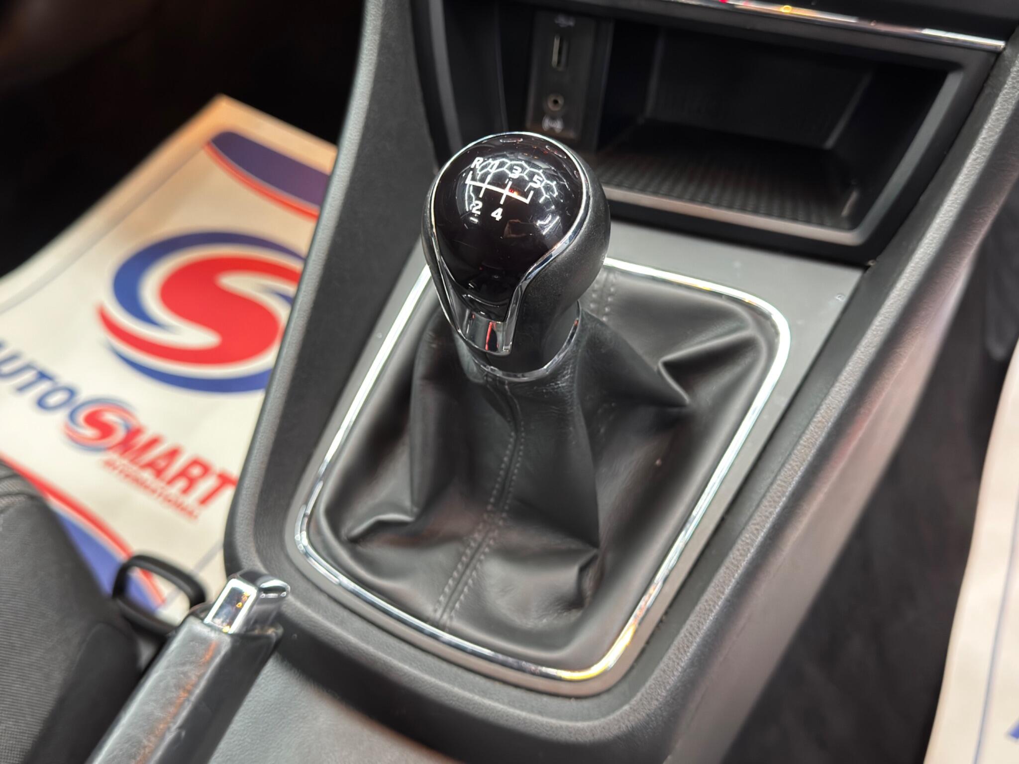 Seat Leon 1.6 TDI SE Euro 6 (s/s) 5dr 5dr Manual 2025