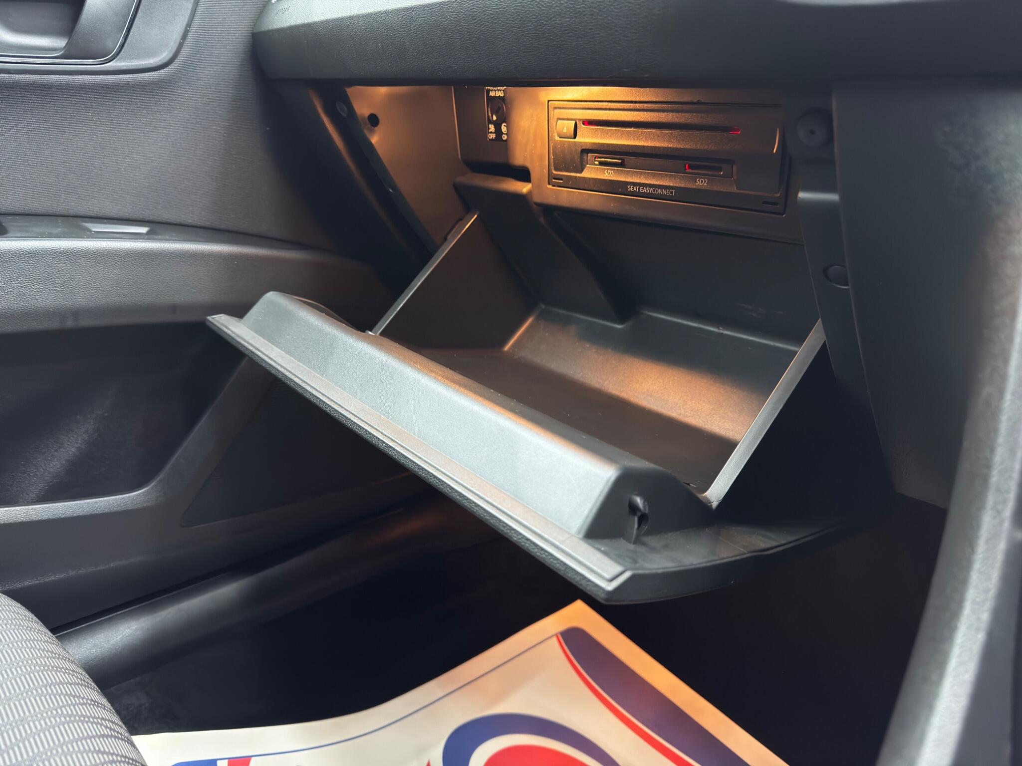 Seat Leon 1.6 TDI SE Euro 6 (s/s) 5dr 5dr Manual 2025