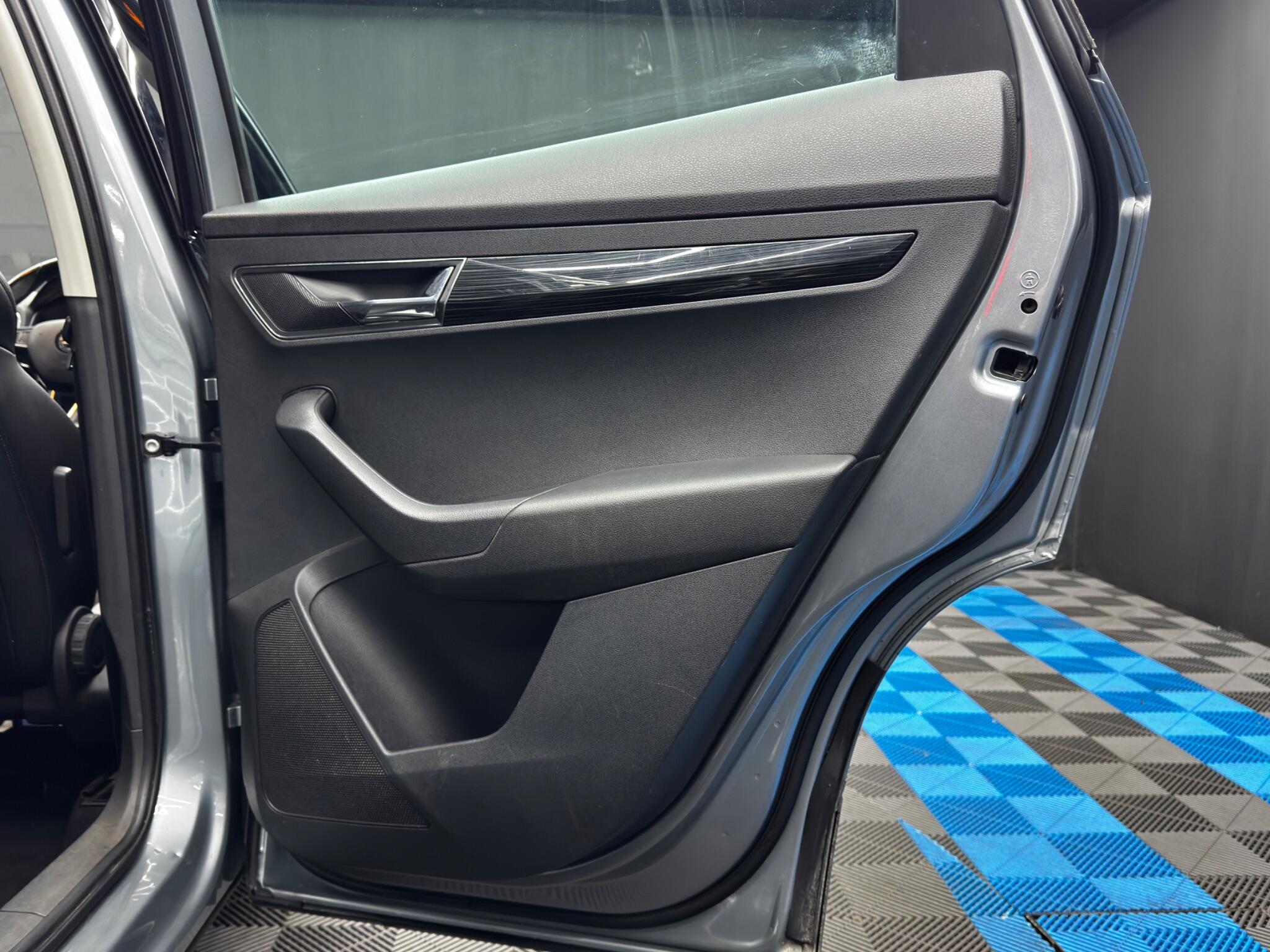 Skoda Karoq 2.0 TDI SE L DSG 4WD Euro 6 (s/s) 5dr 5dr Automatic 2025