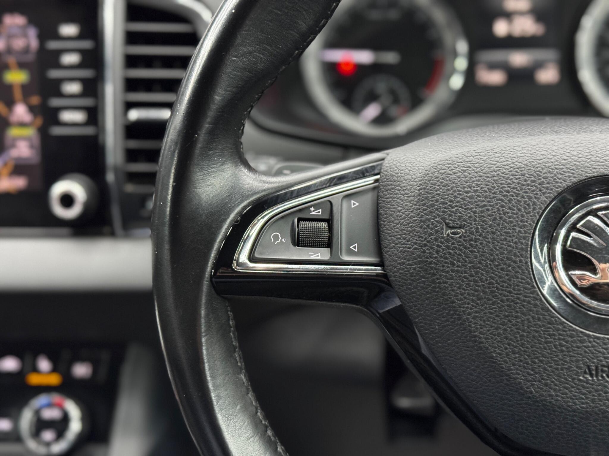 Skoda Karoq 2.0 TDI SE L DSG 4WD Euro 6 (s/s) 5dr 5dr Automatic 2025